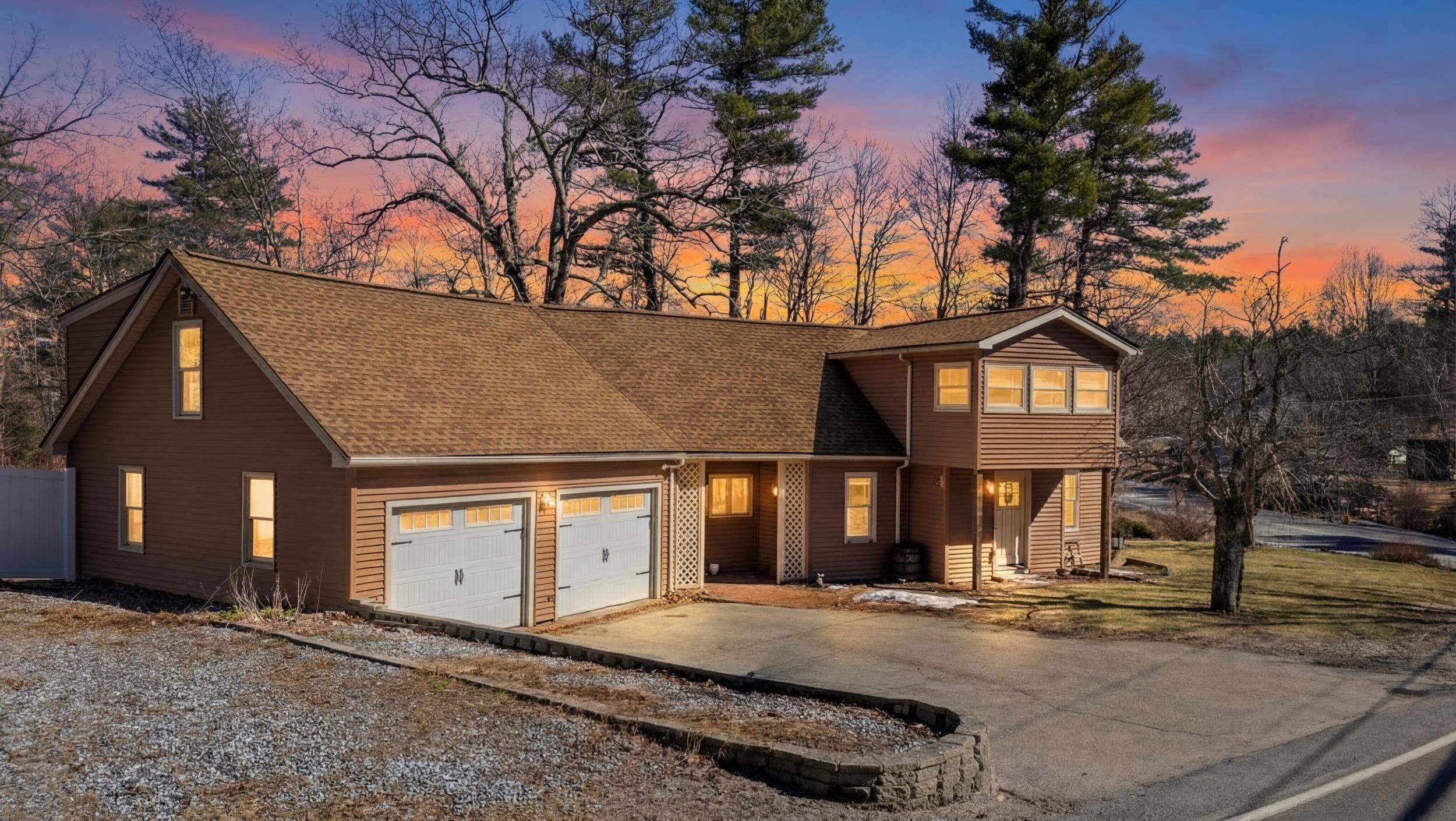 66 Old Derry Rd, Londonderry, NH 03053