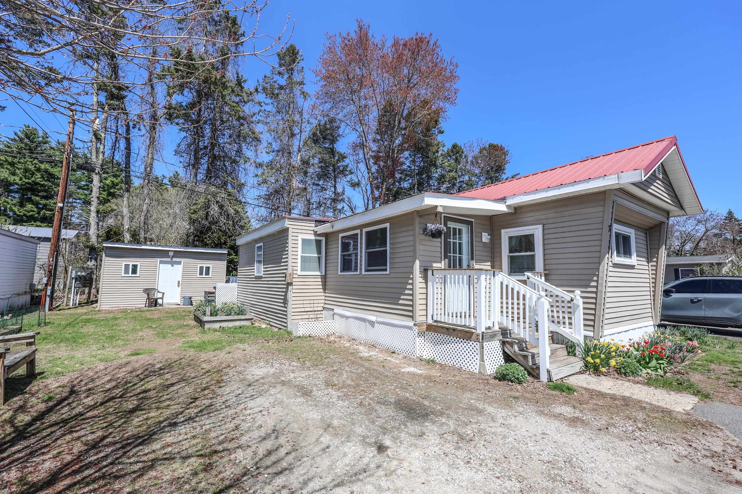 7 Grenier Blvd, Londonderry, NH 03053