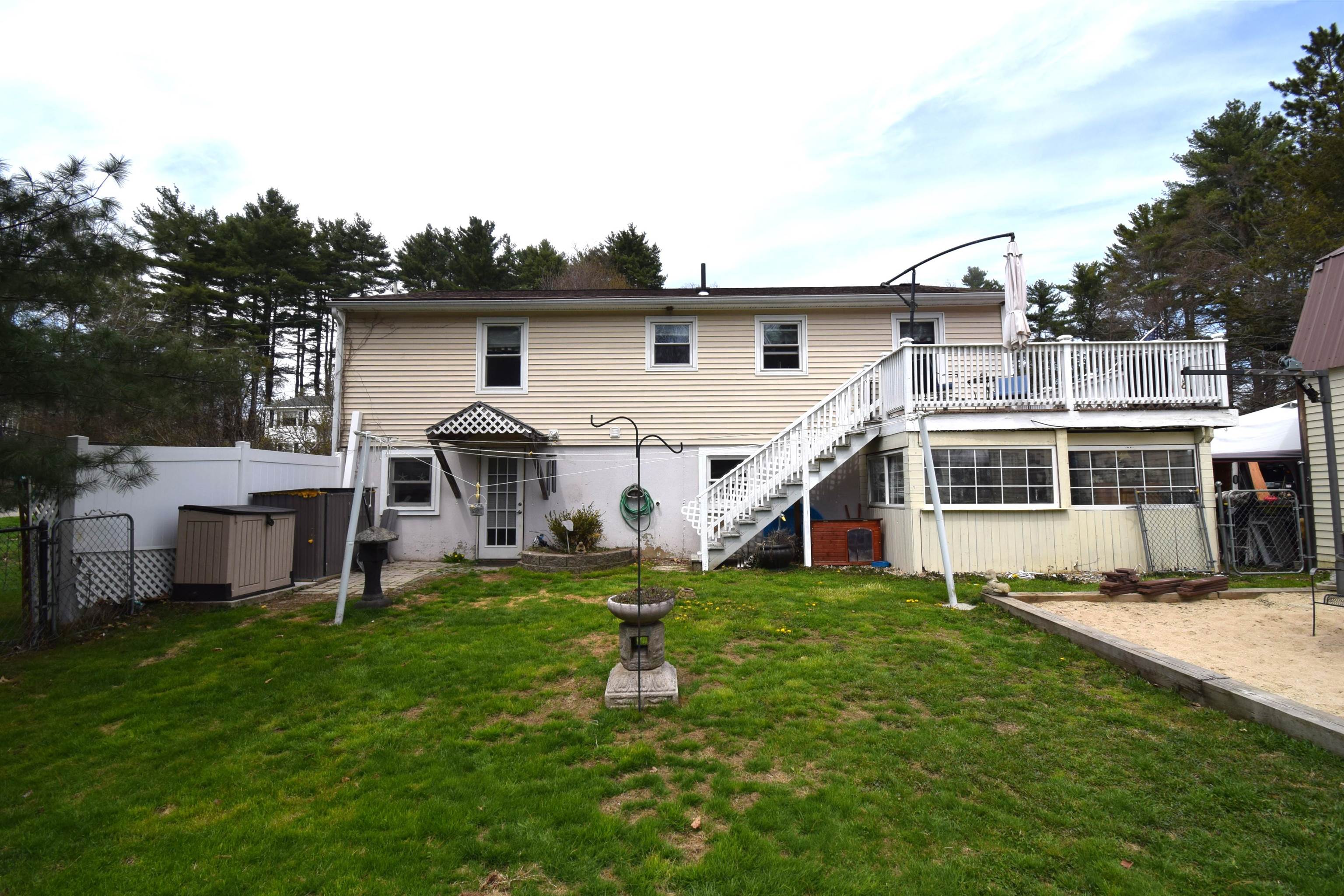 4 Independence Ave, Kingston, NH 03848