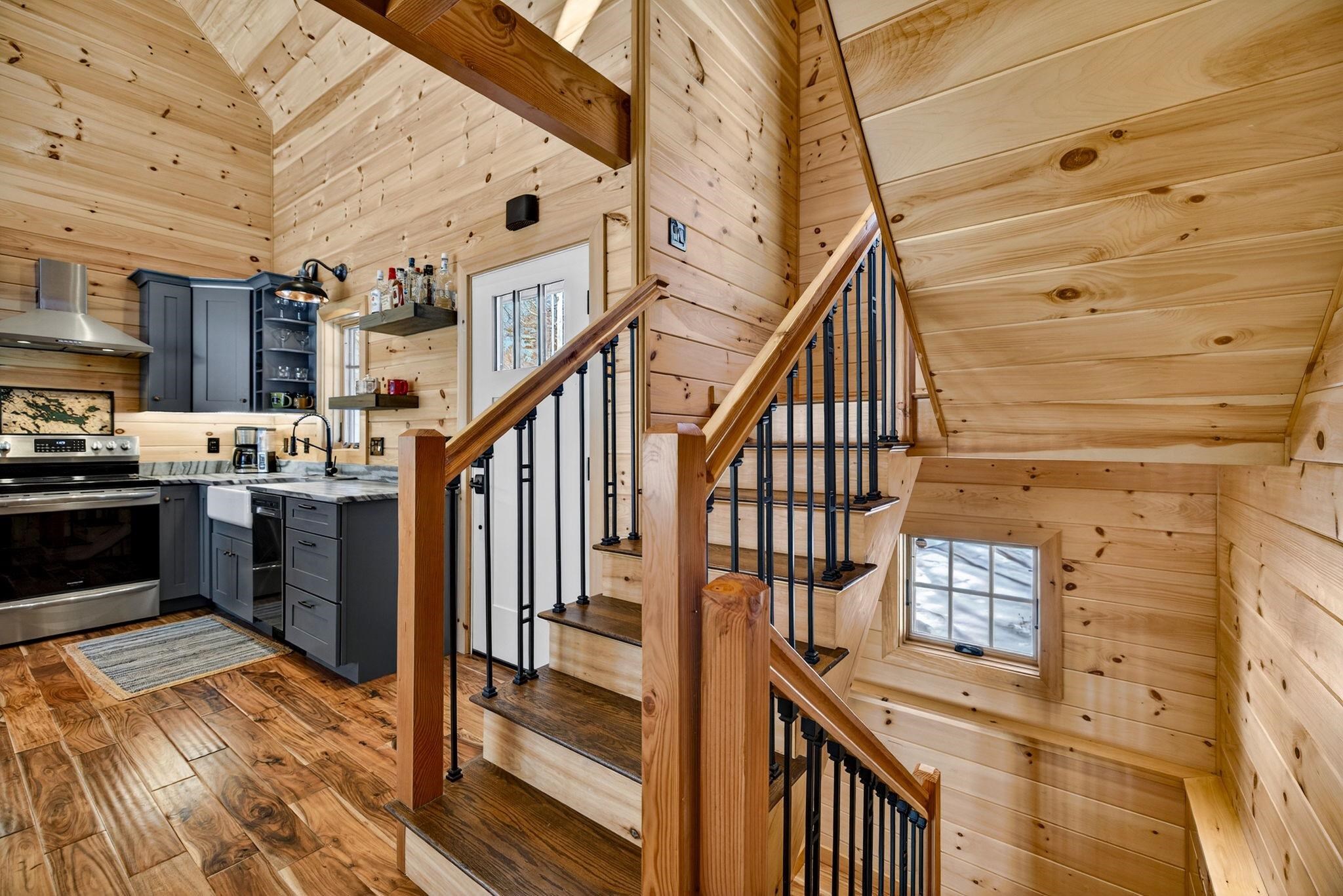 84 - 86 Governor Wentworth Hw, Tuftonboro, NH 03853