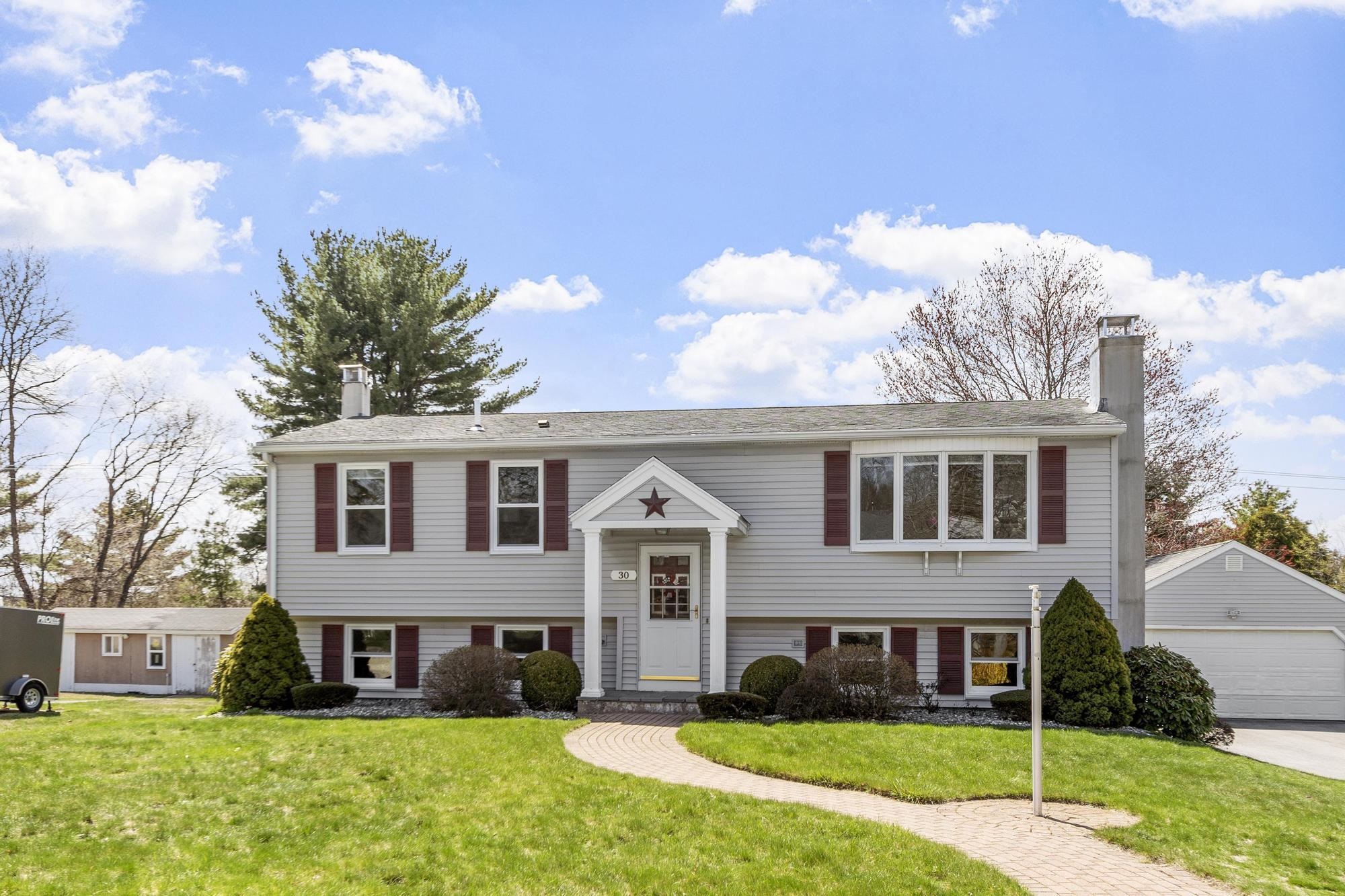 30 Davis Rd, Portsmouth, NH 03801