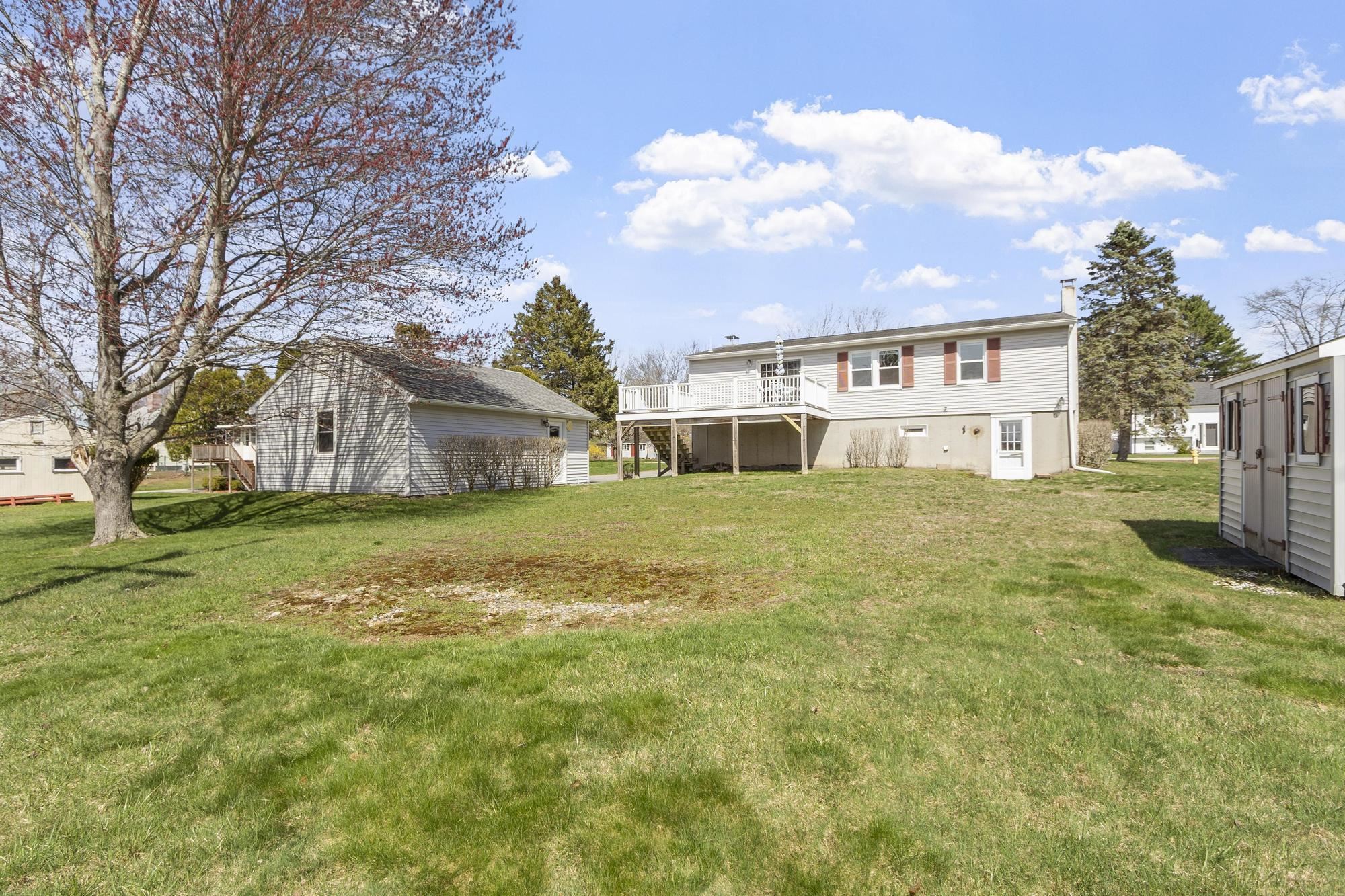 30 Davis Rd, Portsmouth, NH 03801