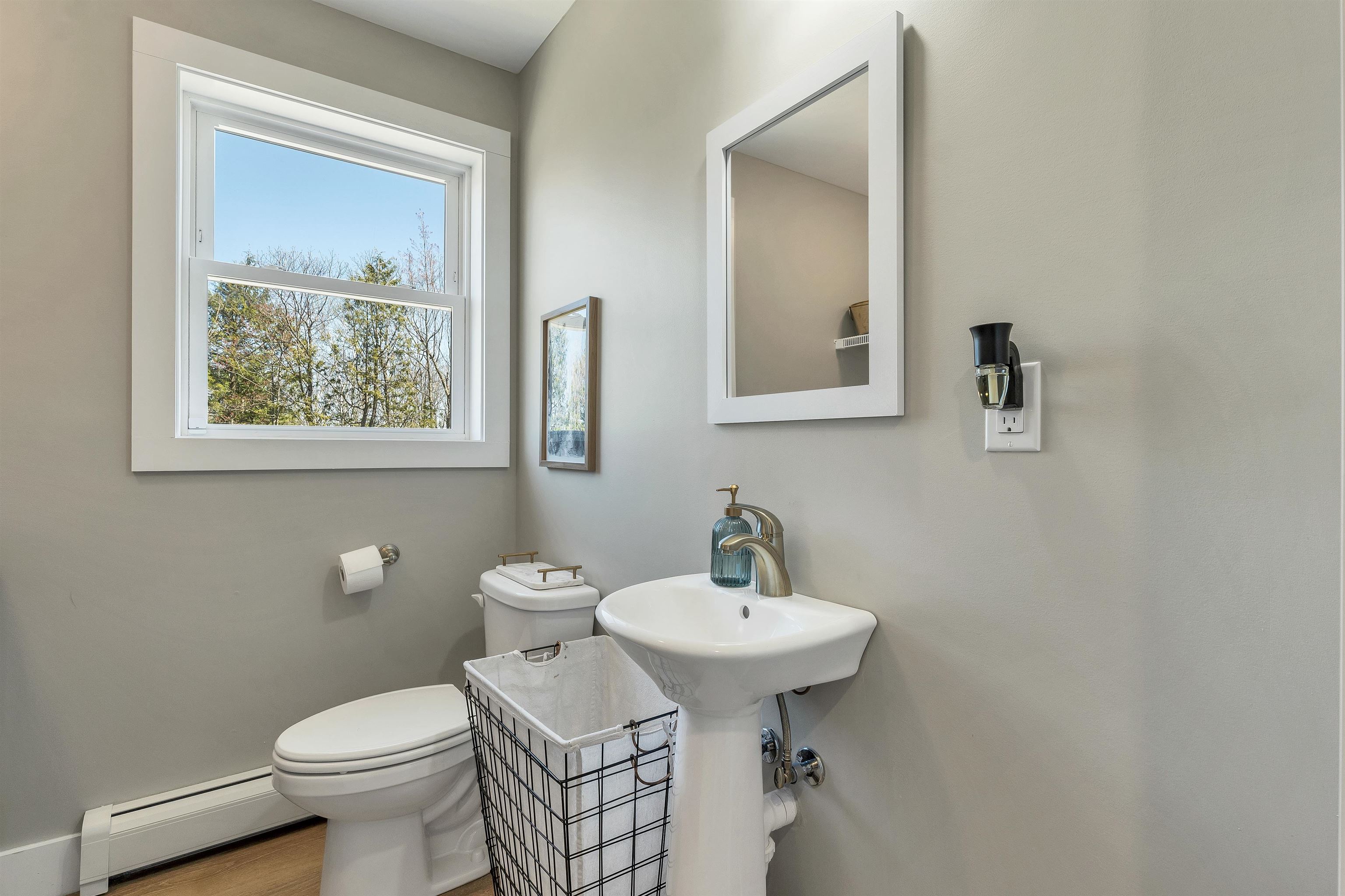 103 Kennybeck Ct, New Ipswich, NH 03071