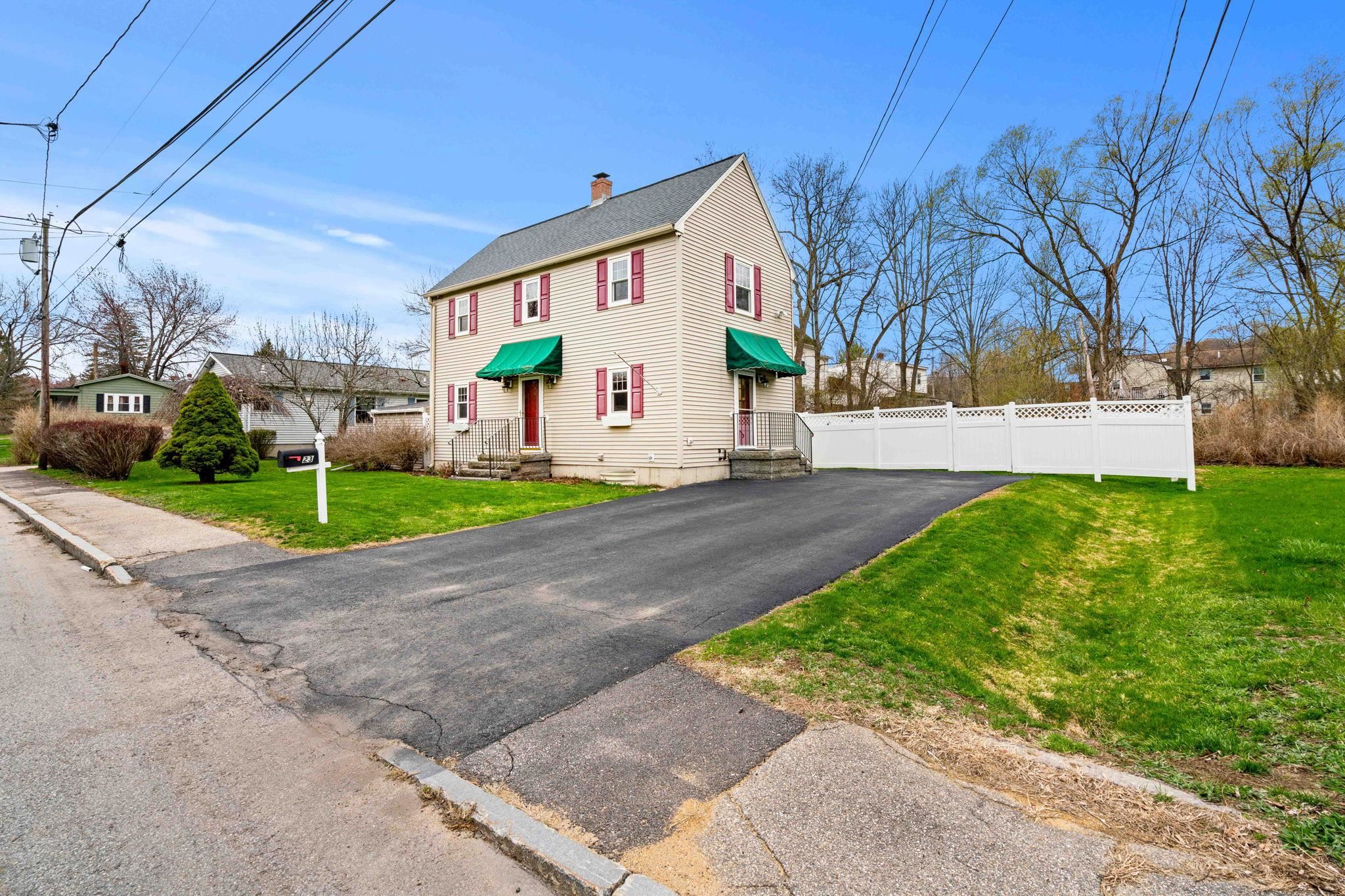 23 Second St, Somersworth, NH 03878