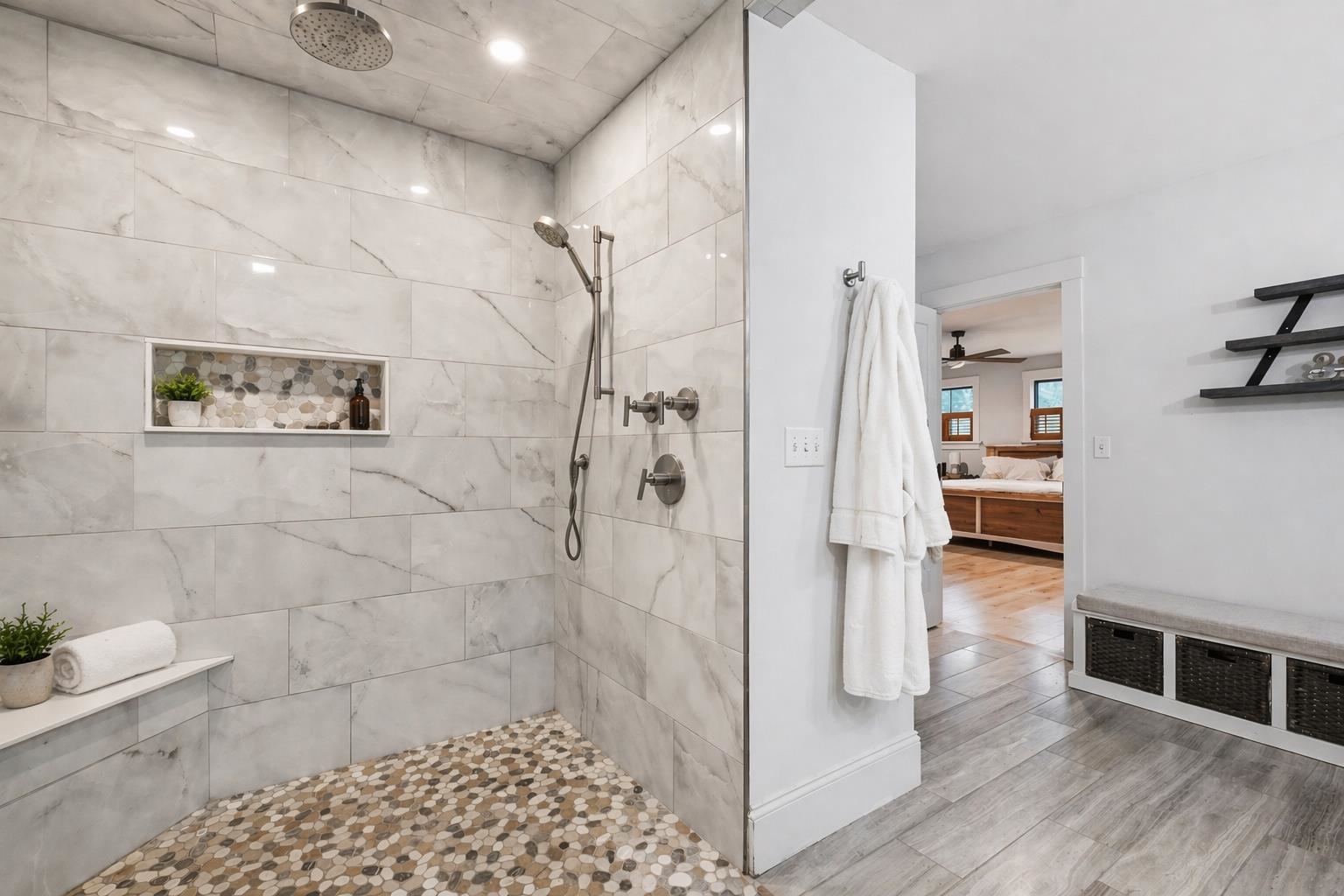 32 Mountain Shadows Dr, Tuftonboro, NH 03816