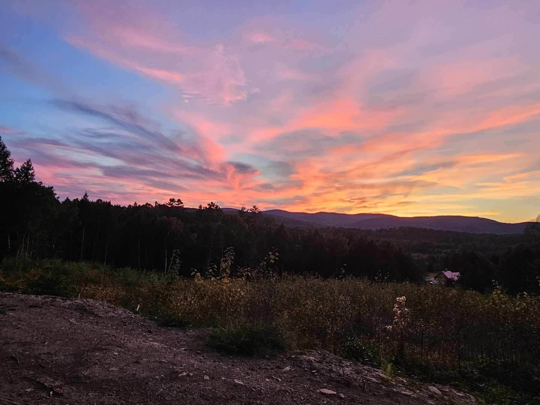 972 Dartmouth College Hw, Orford, NH 03777