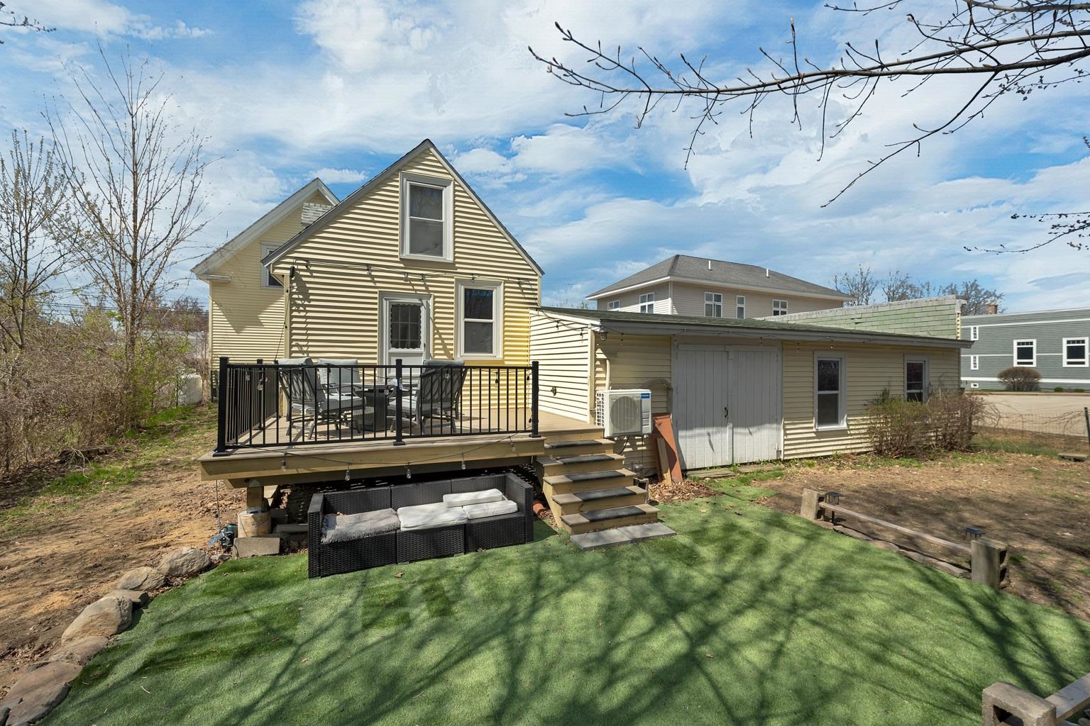 230 Court St, Laconia, NH 03246