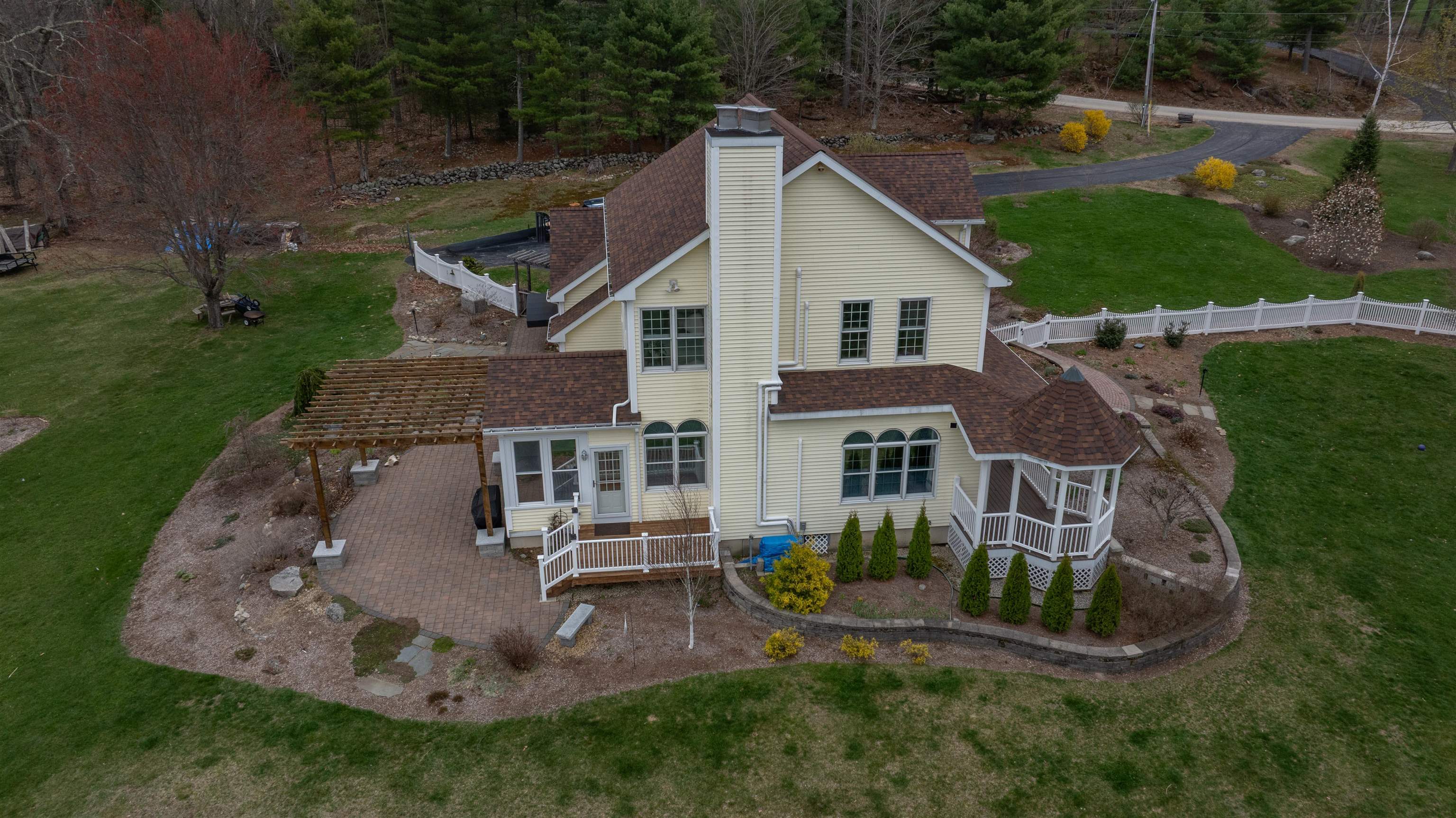 51 Old Town Road Extension, Epsom, NH 03234