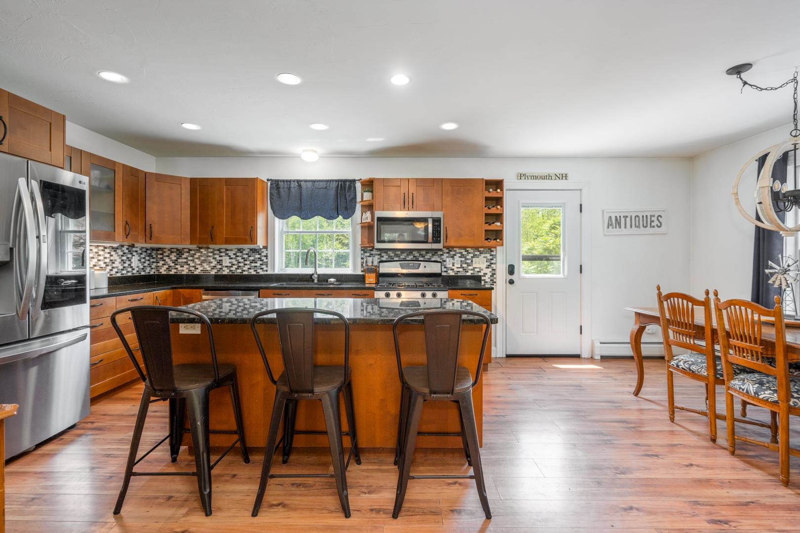 177 Reservoir Rd, Plymouth, NH 03264