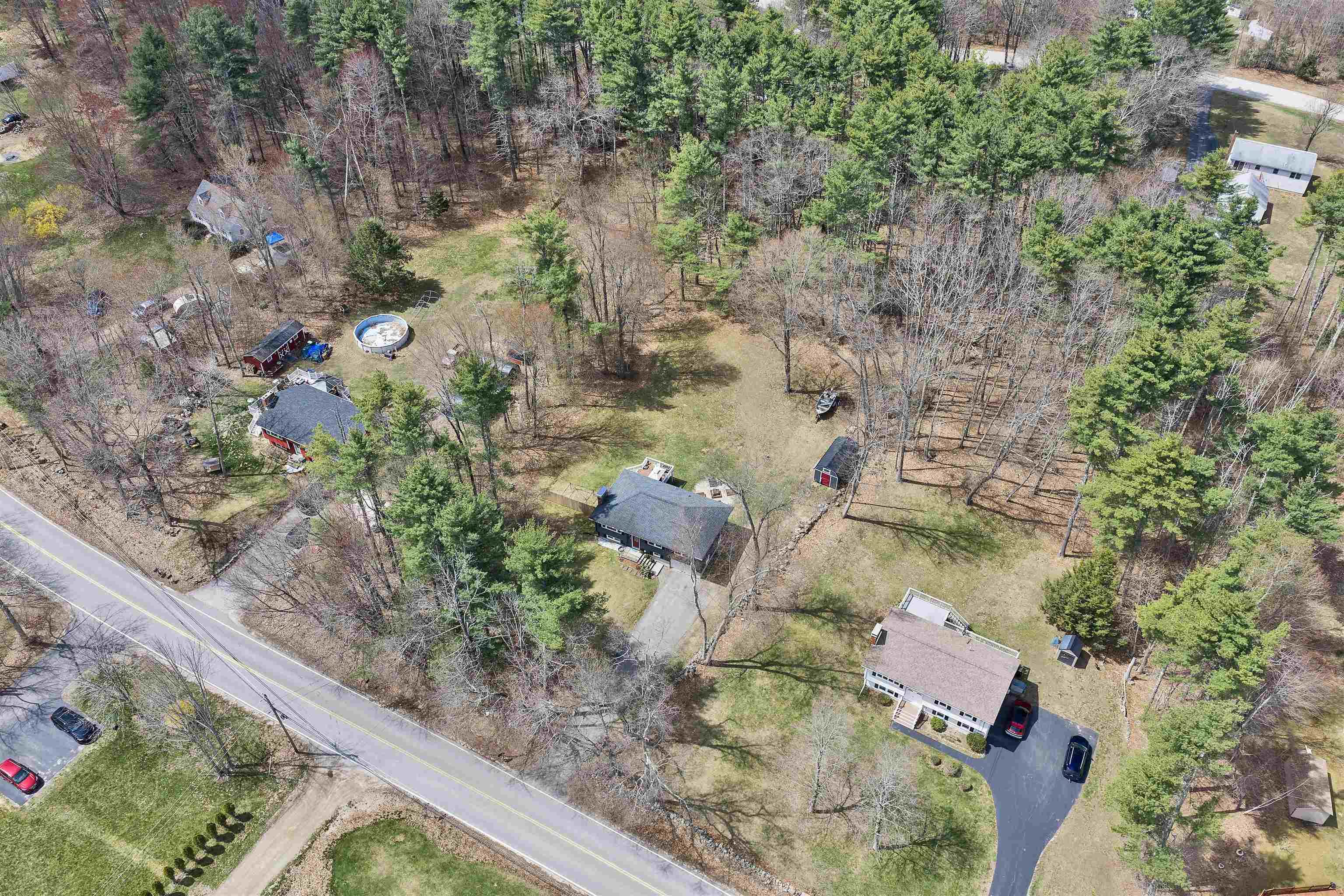 76 Harriman Hill Rd, Raymond, NH 03077