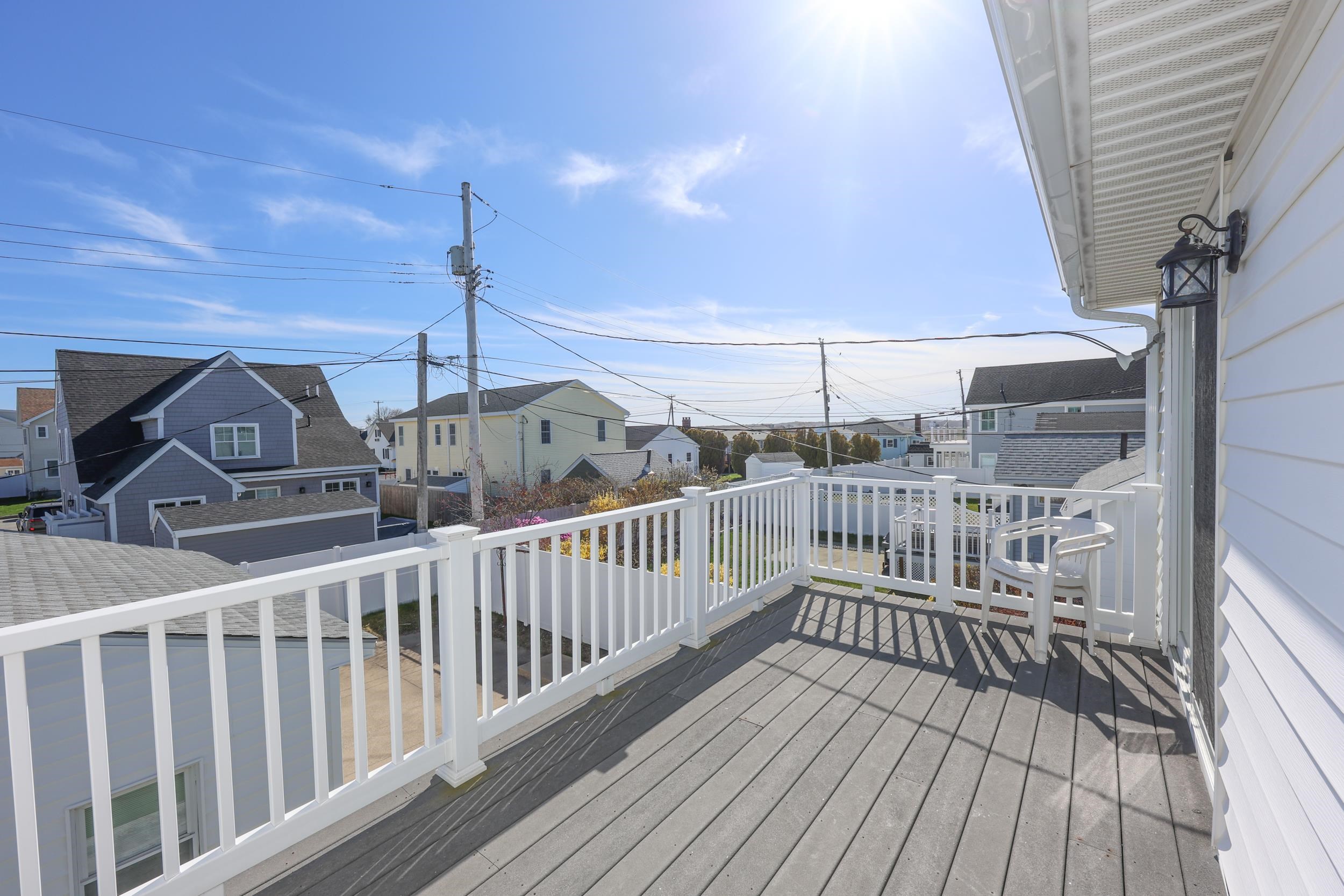 8 Nashua St, Seabrook, NH 03874