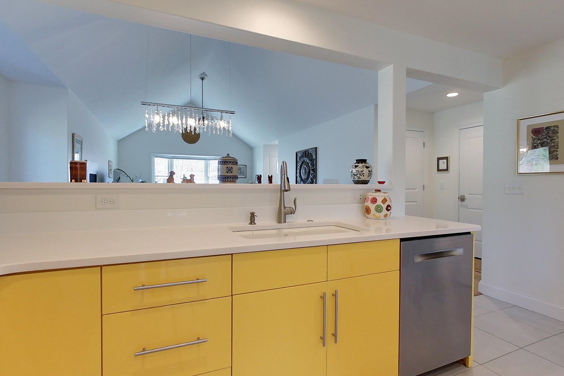 53 Veterans Way, Hampstead, NH 03841