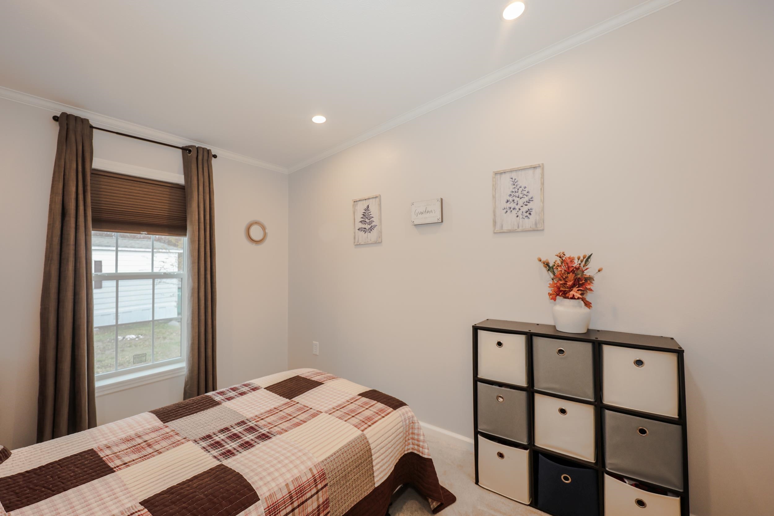 11 Hagop Rd, Salem, NH 03079-0