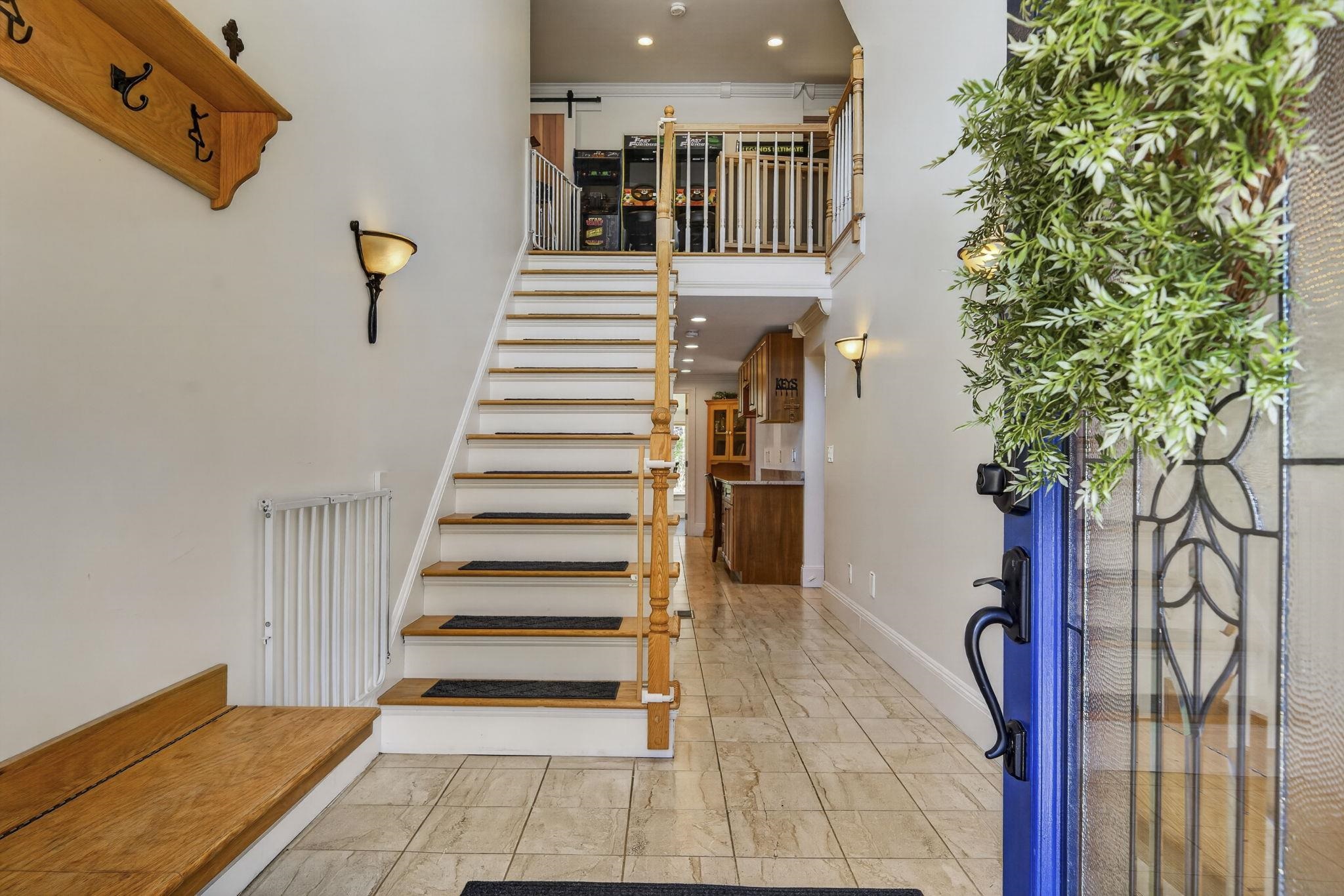 123 Stephen Dr, Goffstown, NH 03045