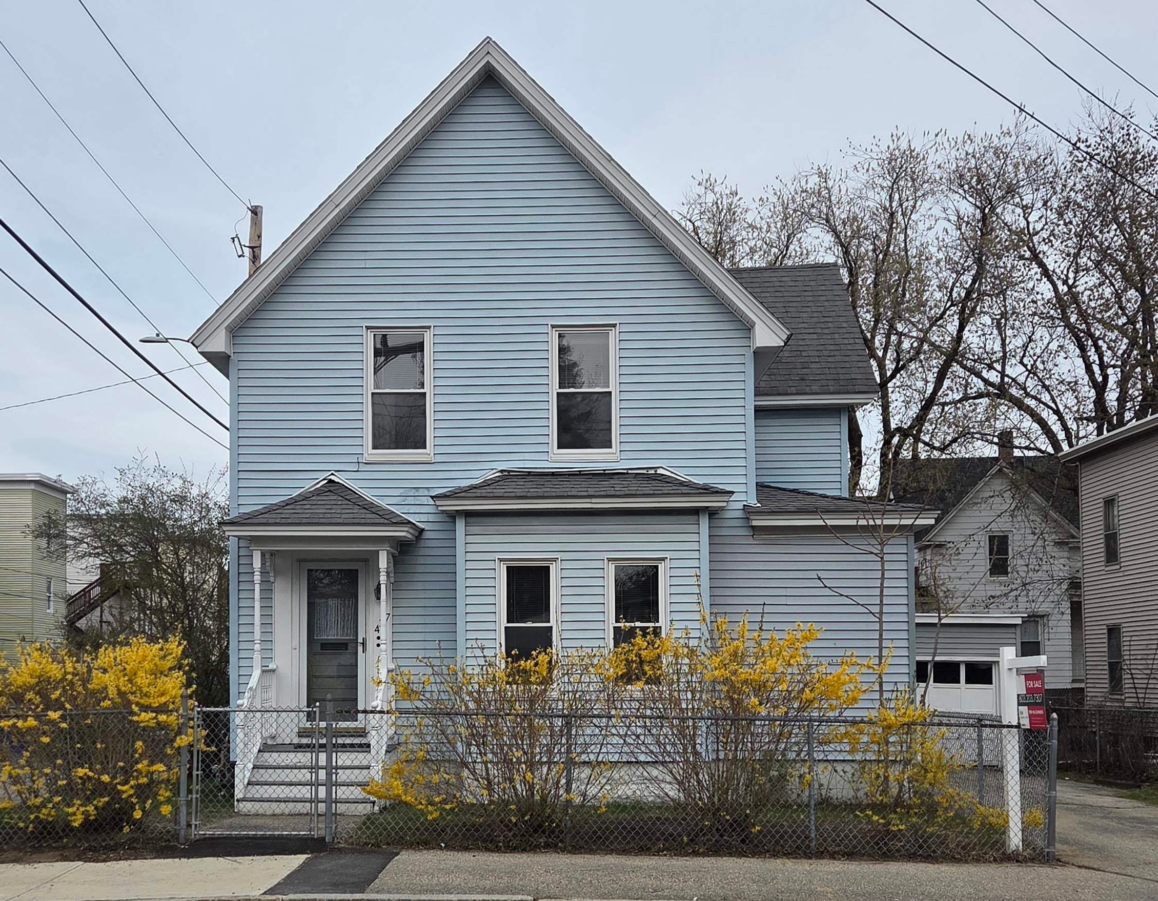 Manchester NH&nbsp;Multi Family for sale $$425,000 $210 per sq.ft.