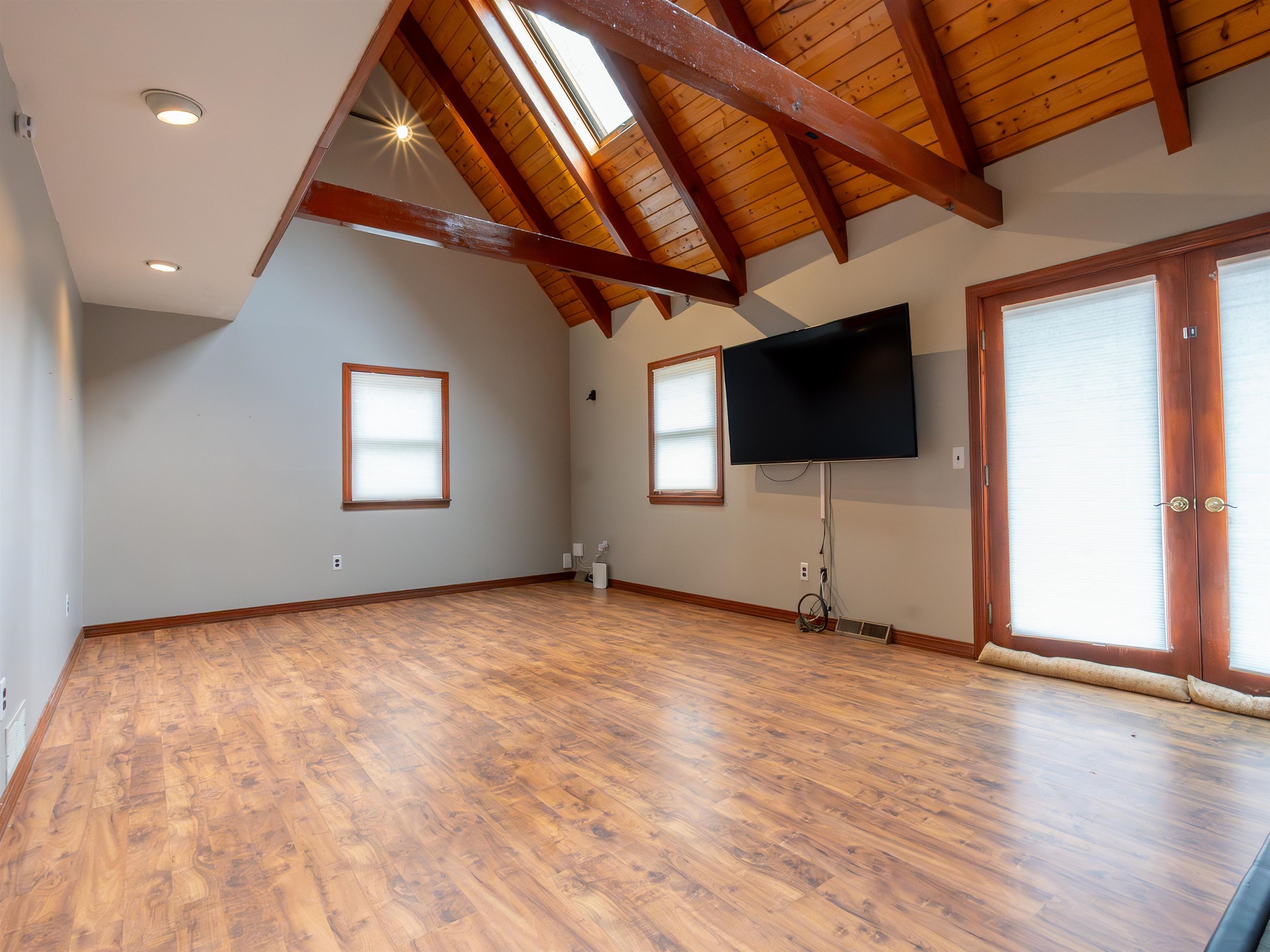 95 Plain Rd, Hinsdale, NH 03451