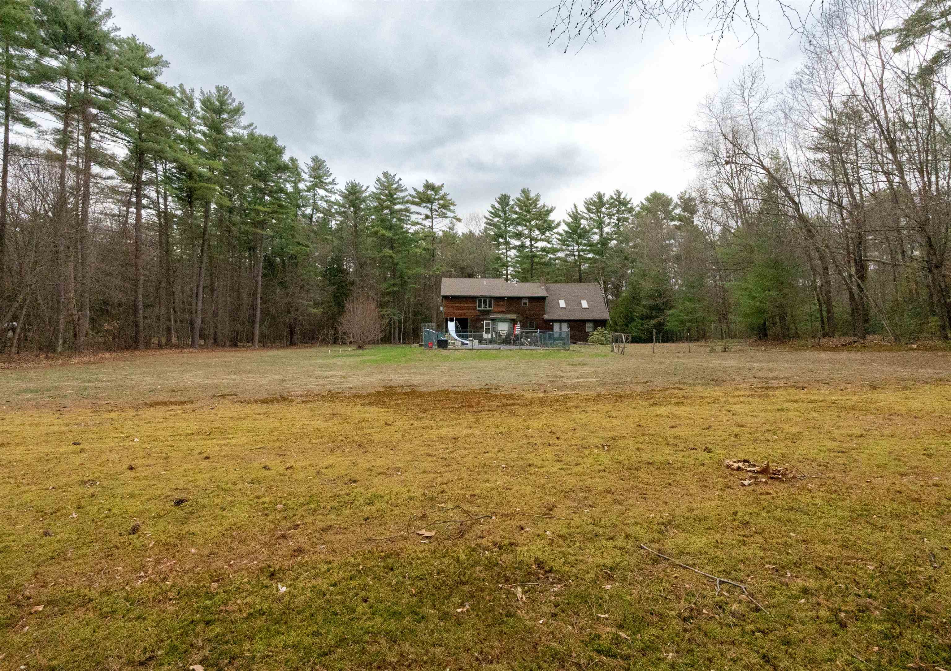 95 Plain Rd, Hinsdale, NH 03451