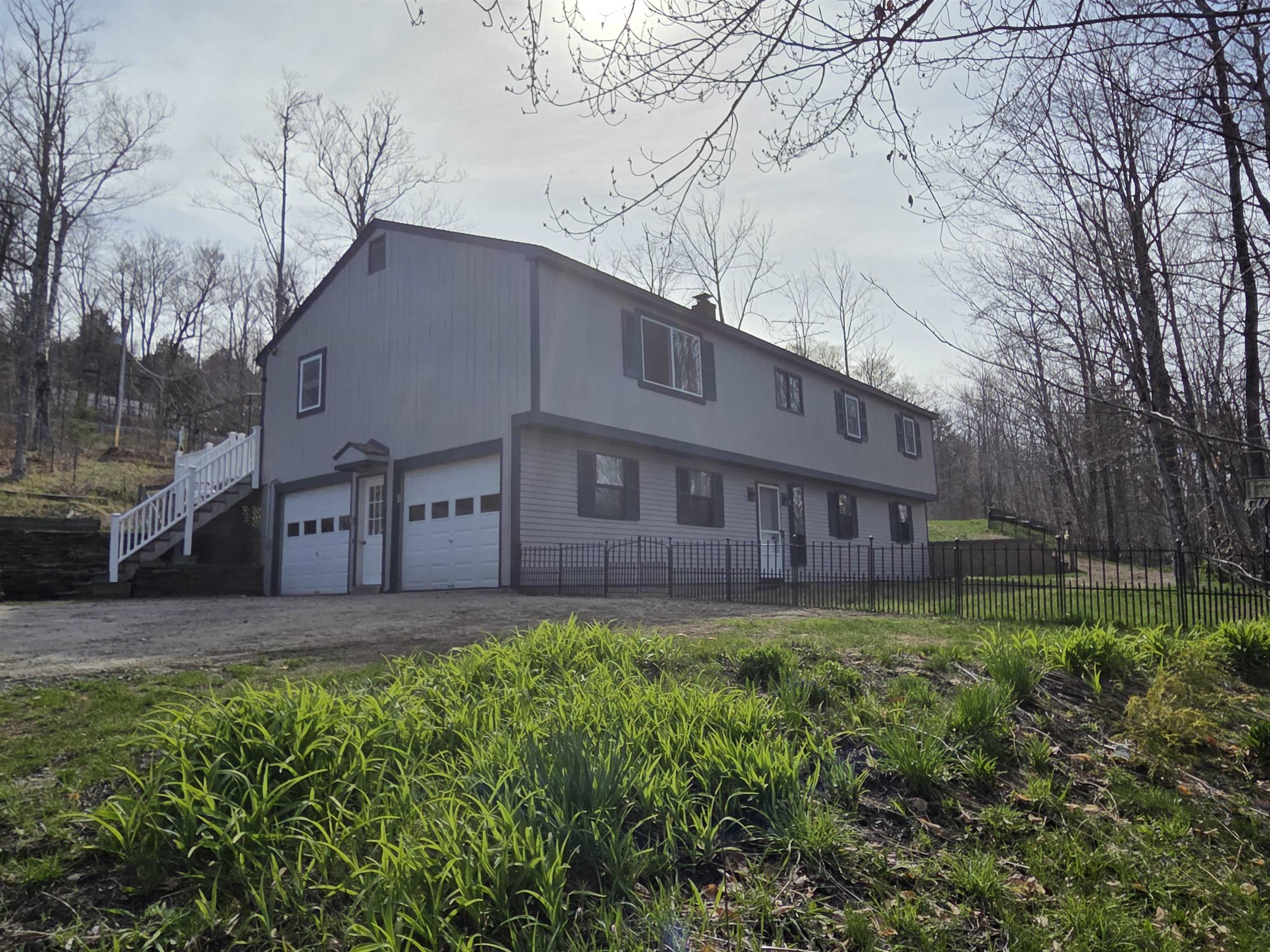 36 Grafton Pond Rd, Enfield, NH 03748