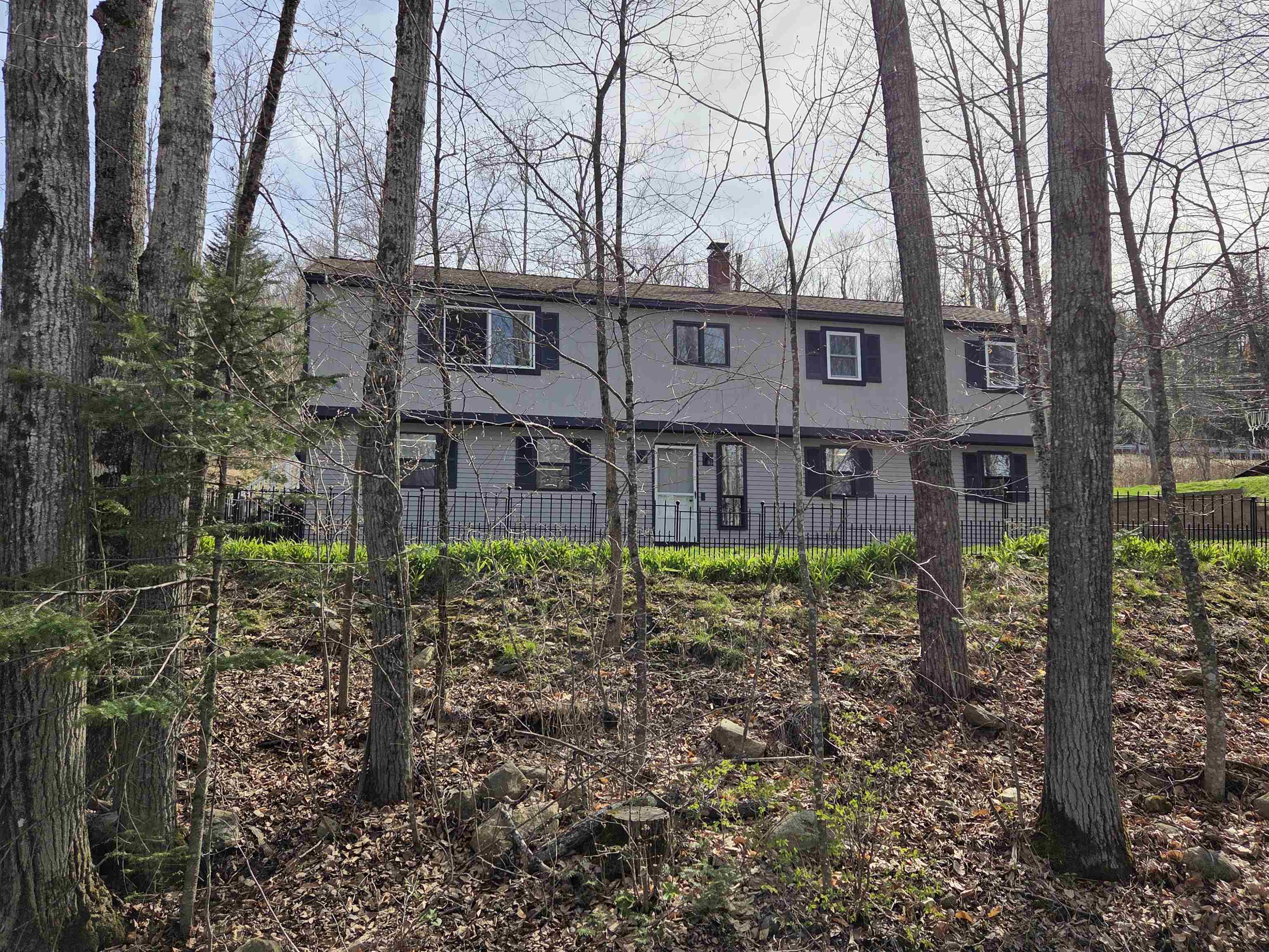 36 Grafton Pond Rd, Enfield, NH 03748