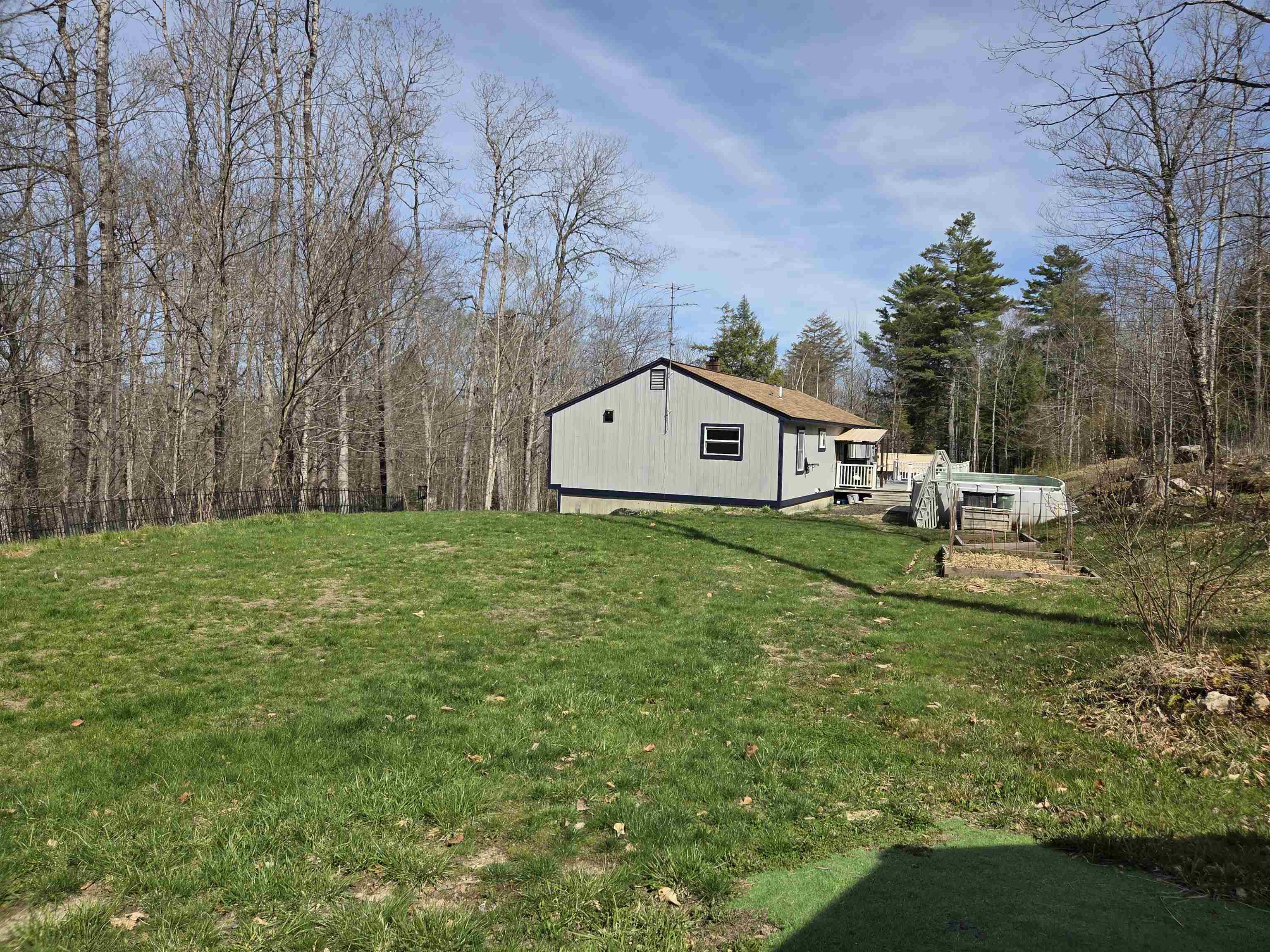 36 Grafton Pond Rd, Enfield, NH 03748