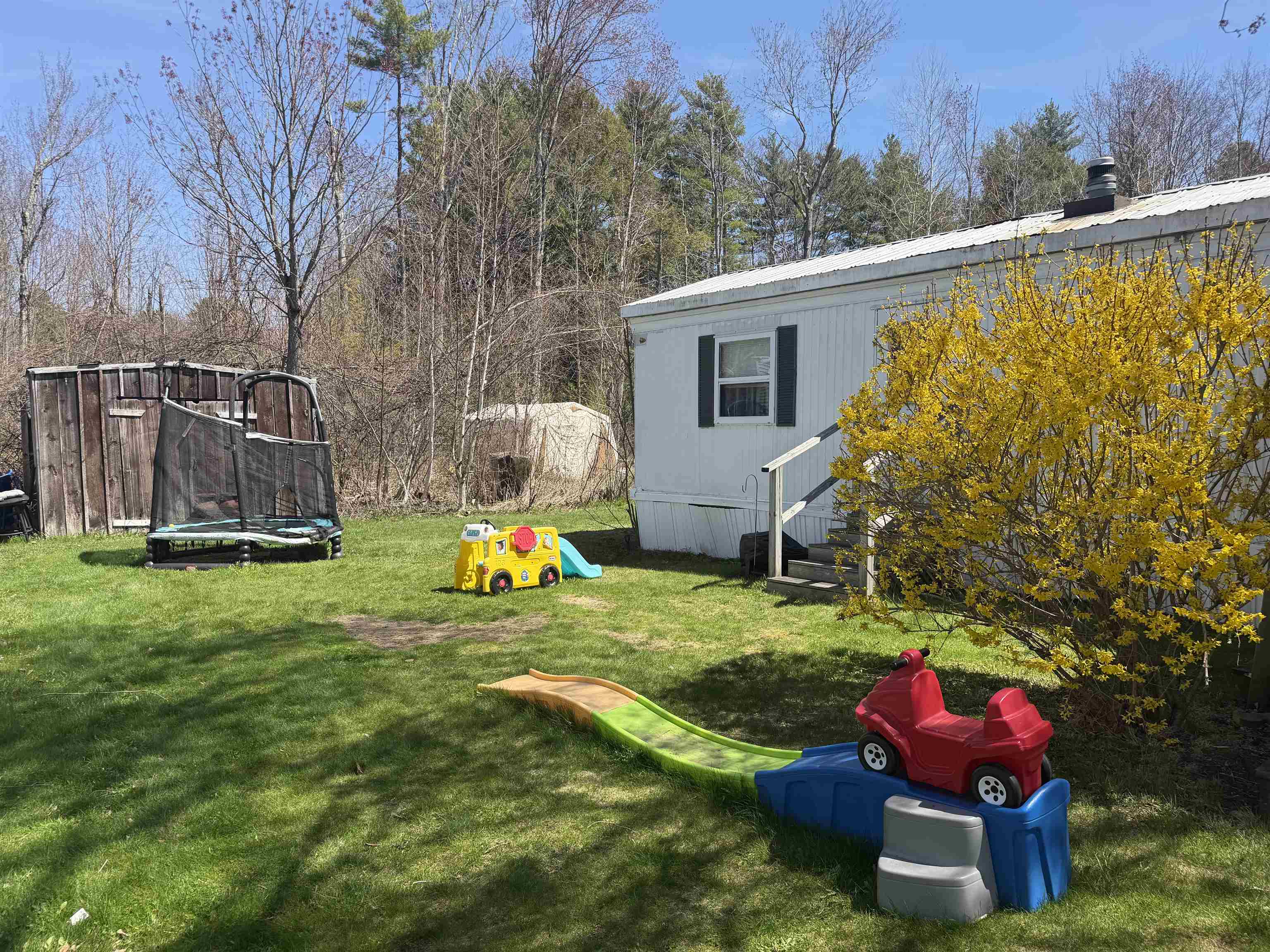 20 Moose Ln, Rochester, NH 03867