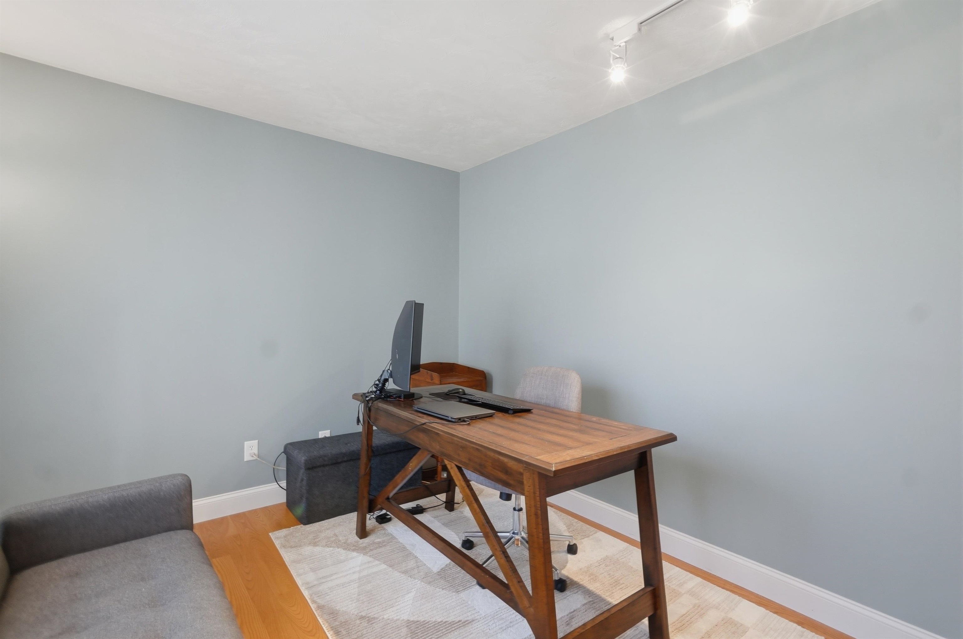 5 Sarah's Way, Newton, NH 03858-3427