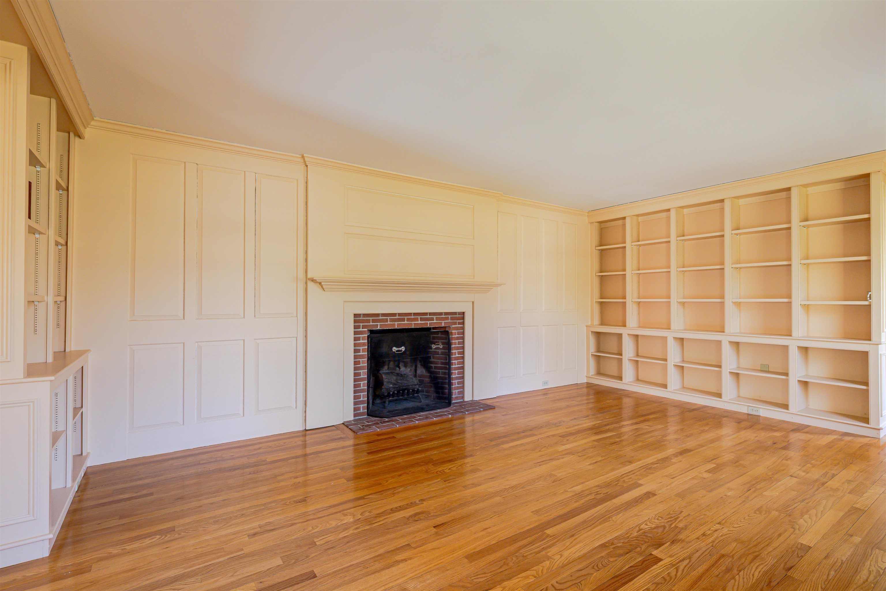 214 Hopkins Green Rd, Hopkinton, NH 03229