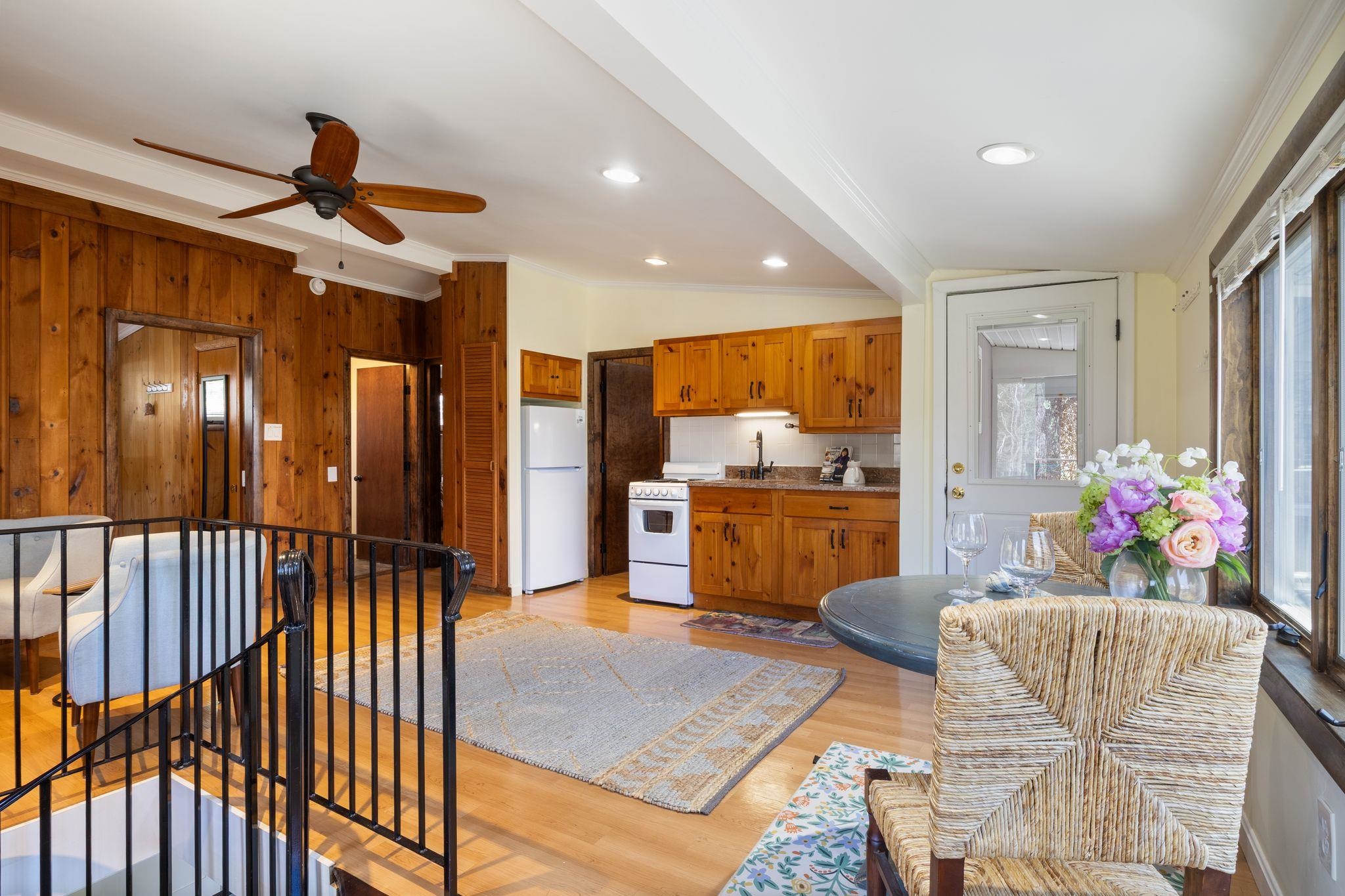 680 N Main St, Wolfeboro, NH 03894