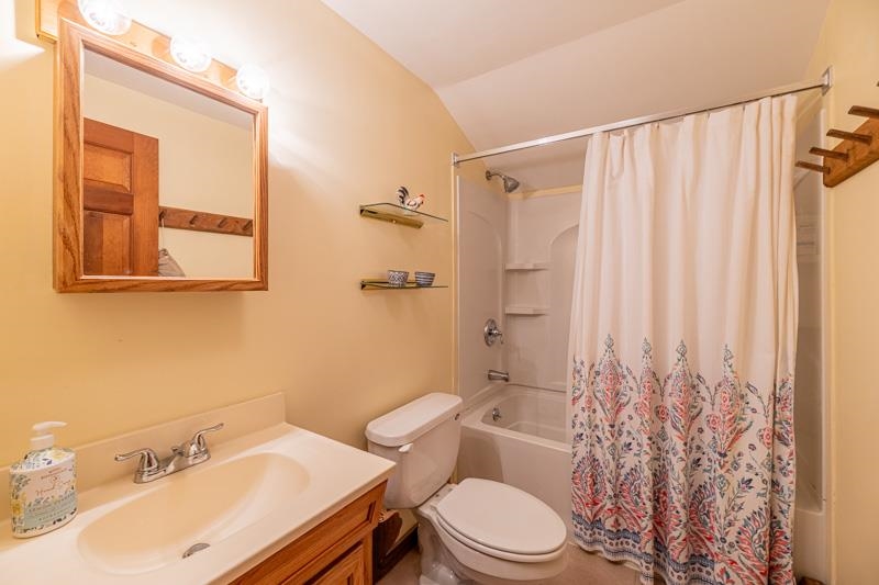 2nd floor bath