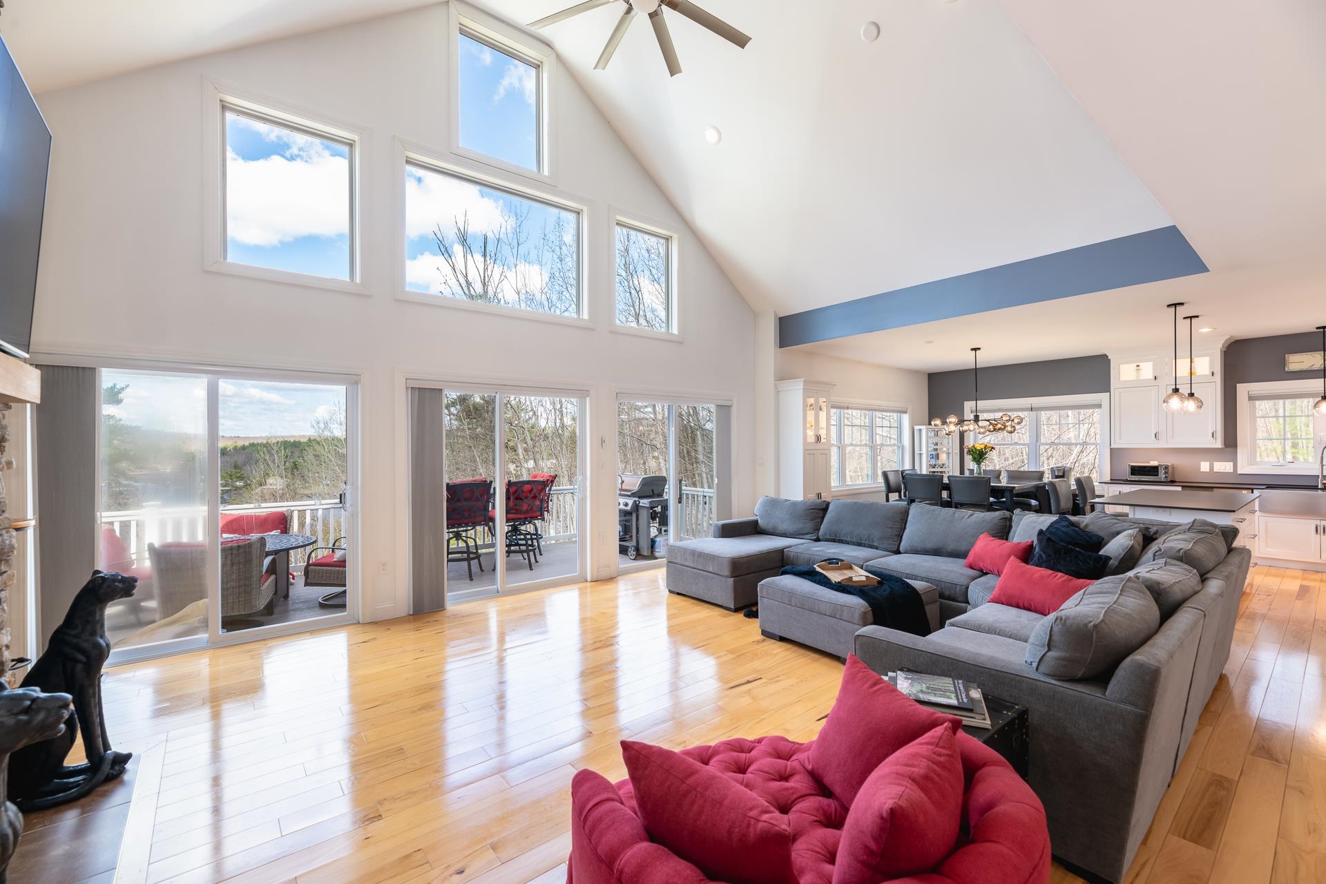 5-11 Violette Cir, Laconia, NH 03246