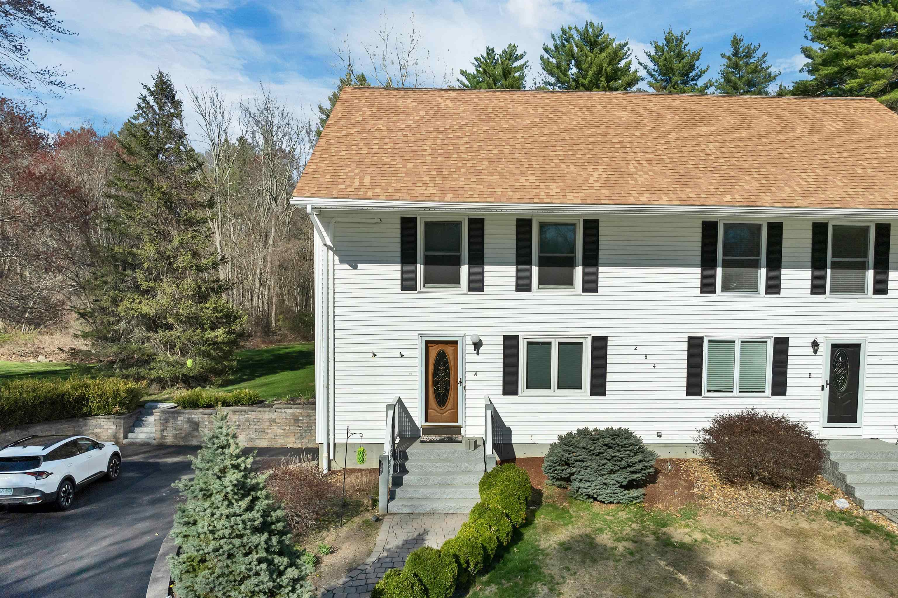 284A High Range Rd, Londonderry, NH 03053