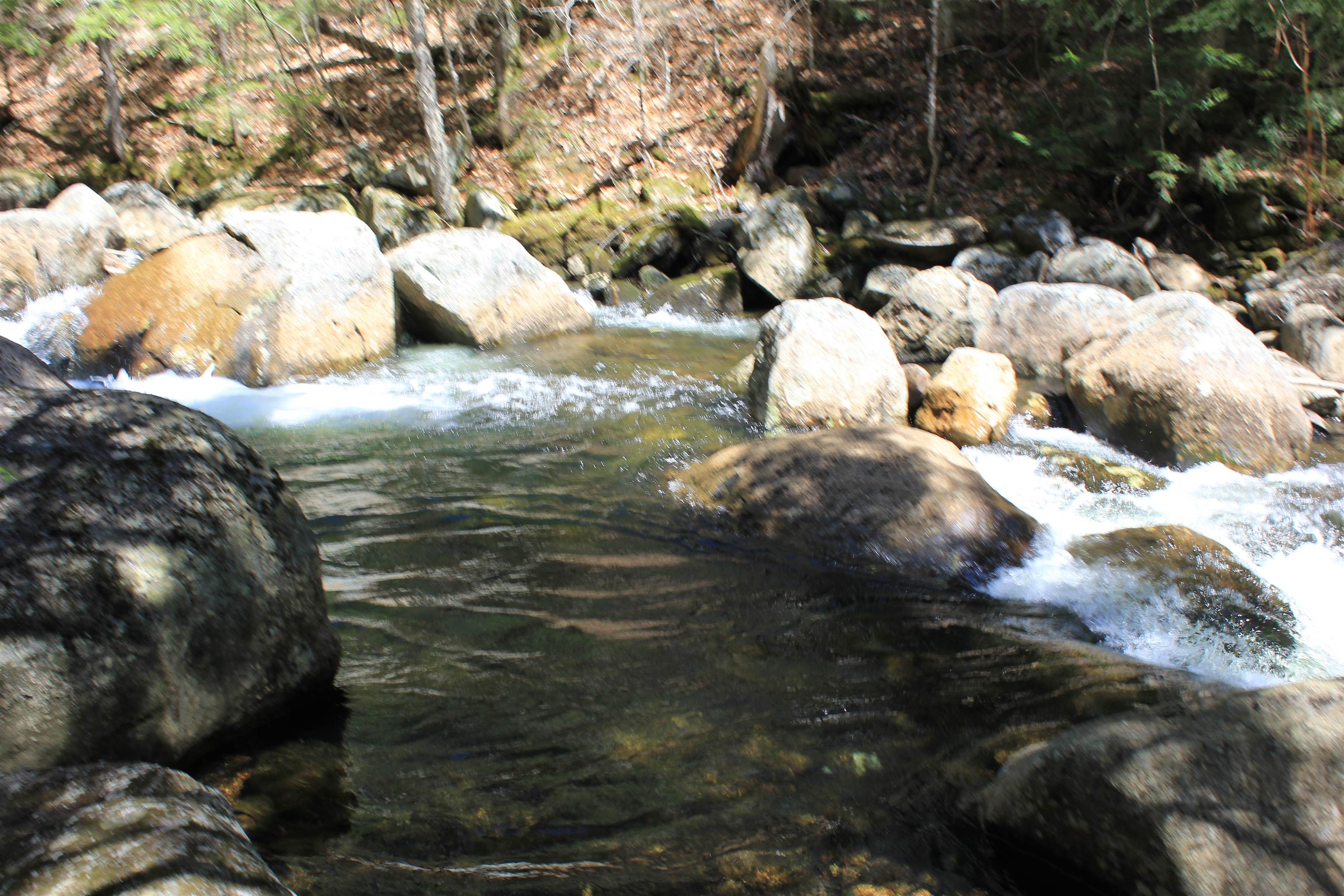 1784 Stinson Lake Rd, Rumney, NH 03266