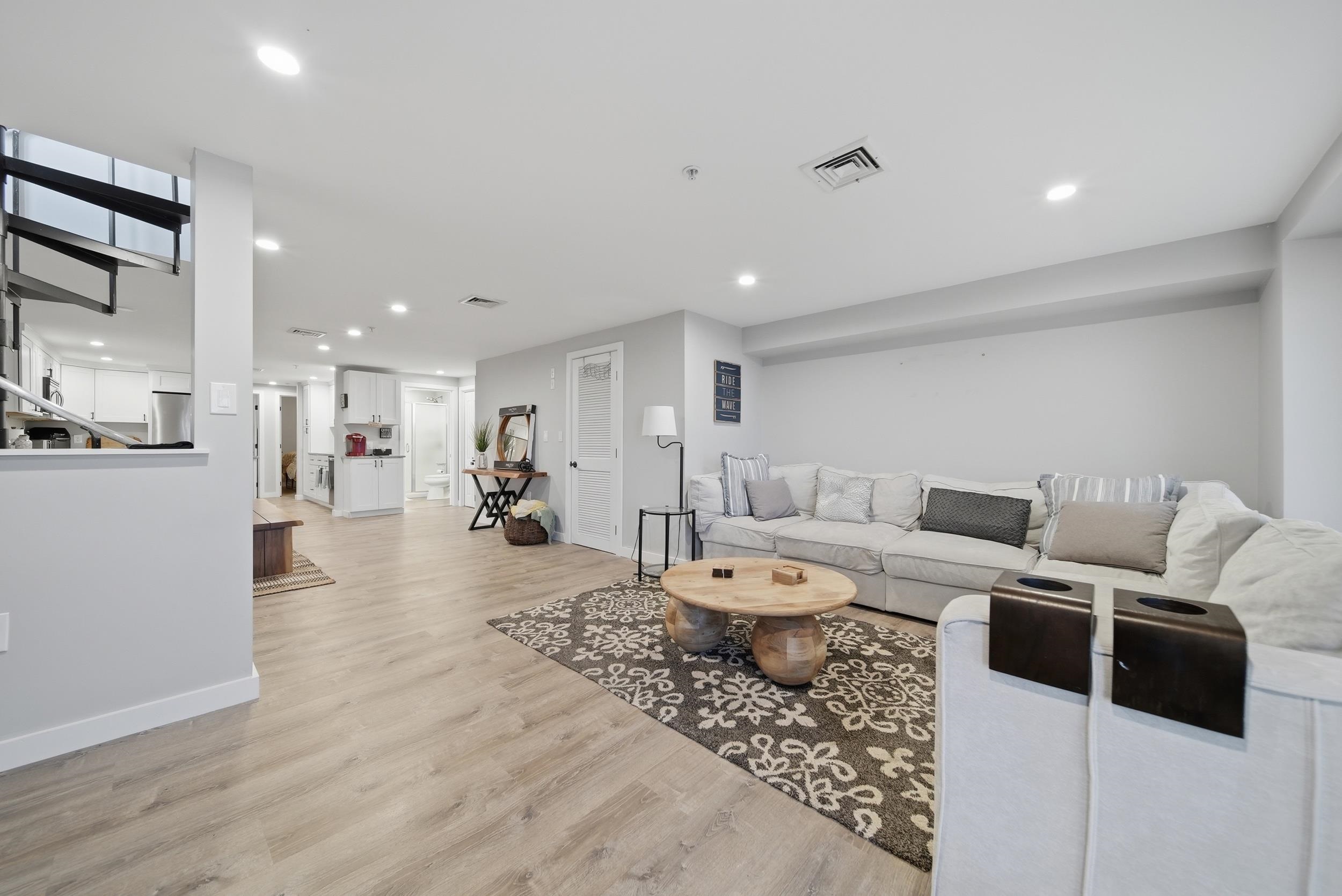 277 Weirs Blvd, Laconia, NH 03246