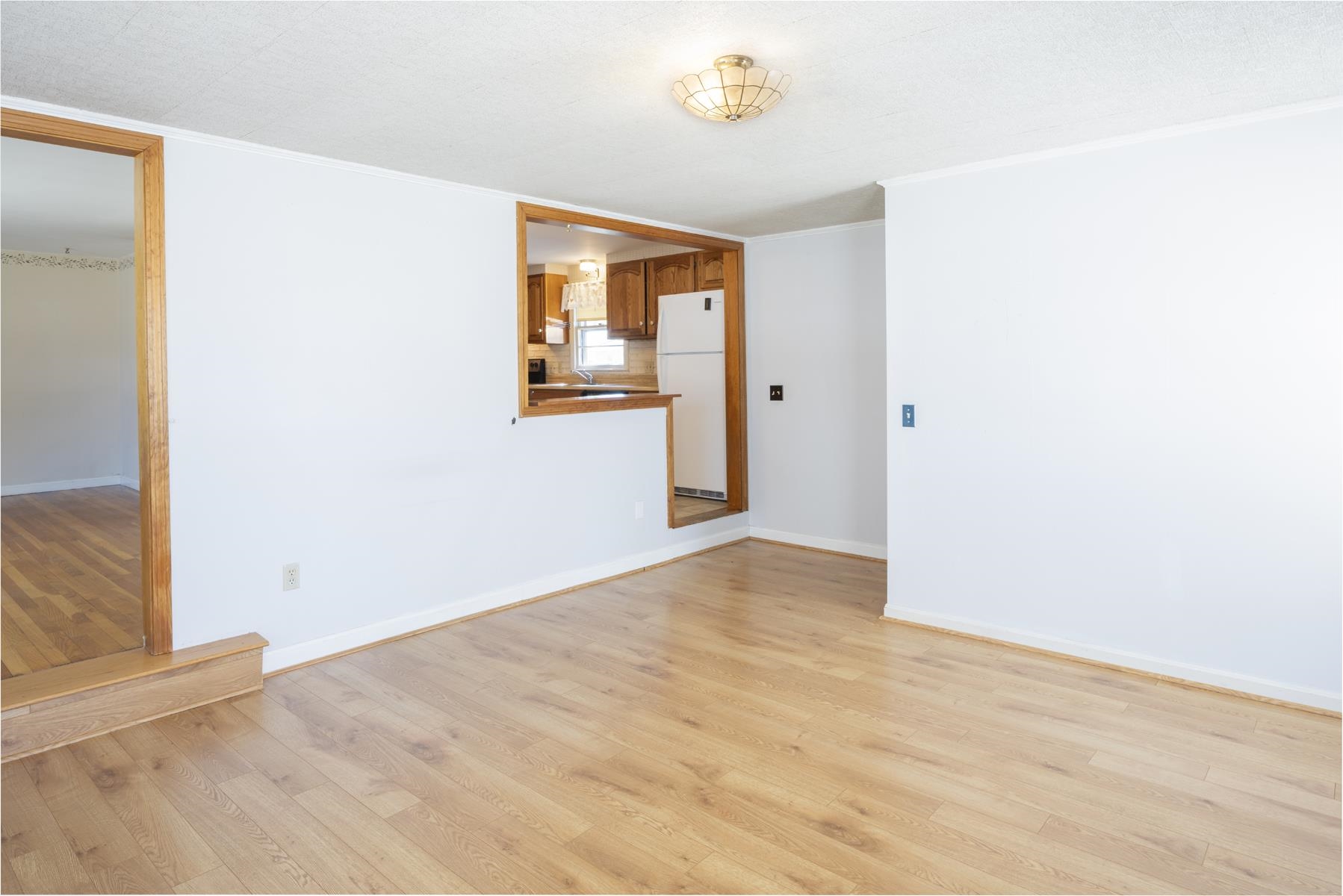 2 Cricket Ln, Concord, NH 03301