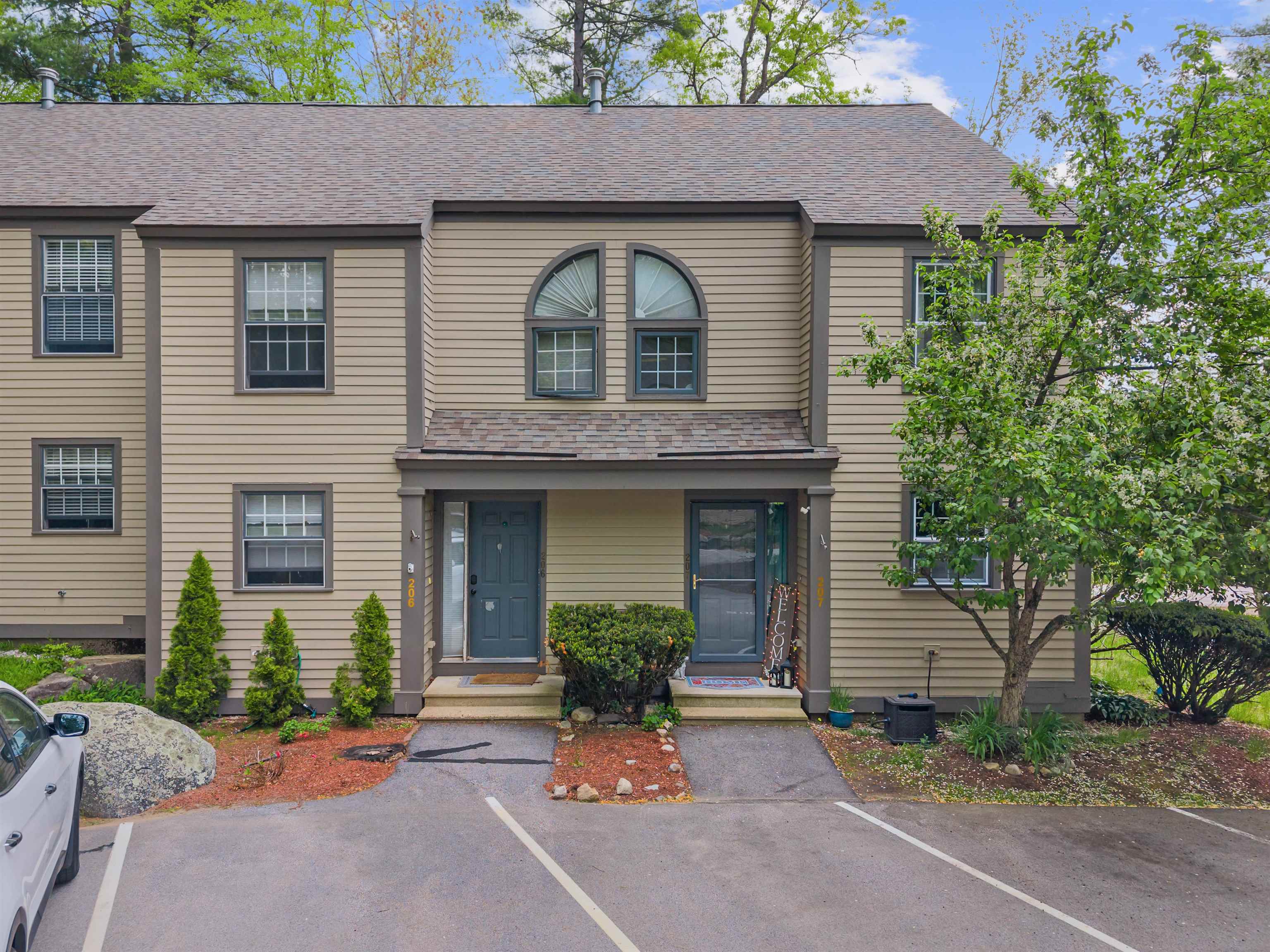 1465 Hooksett Rd #207, Hooksett, NH 03106