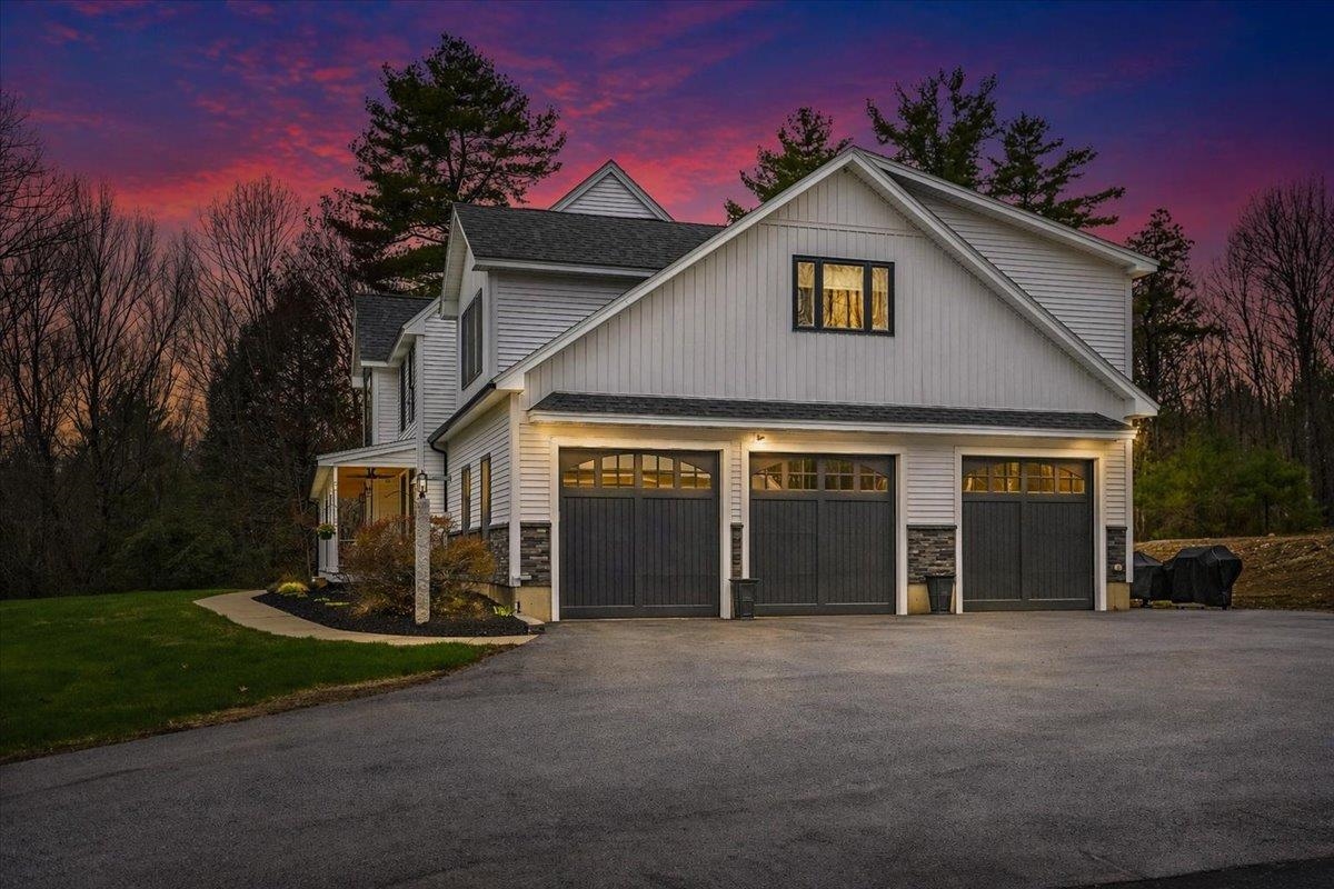 34 Horizon Dr, Goffstown, NH 03045