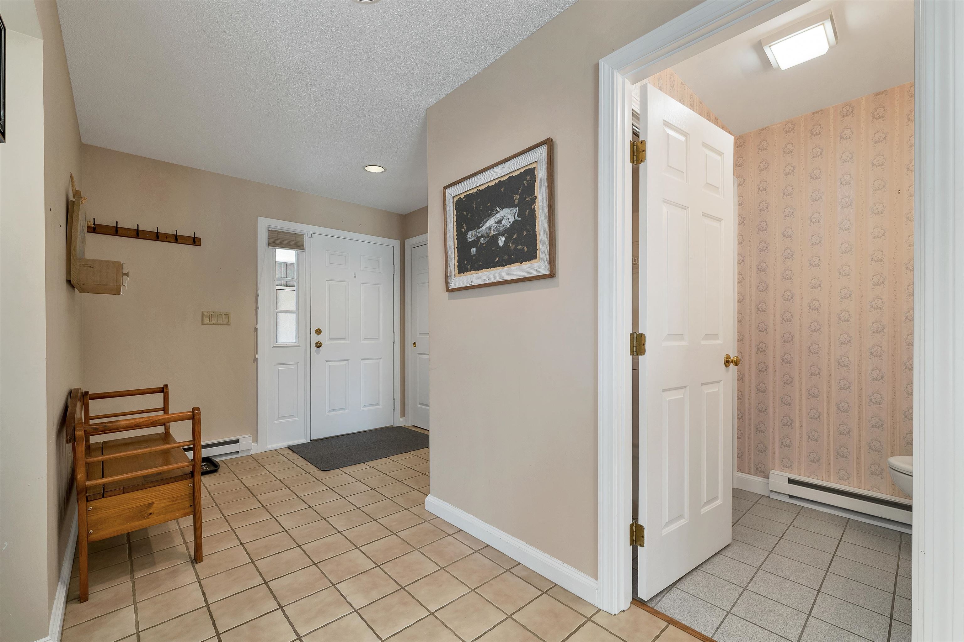 2 Mountain West Dr #17, Wolfeboro, NH 03894