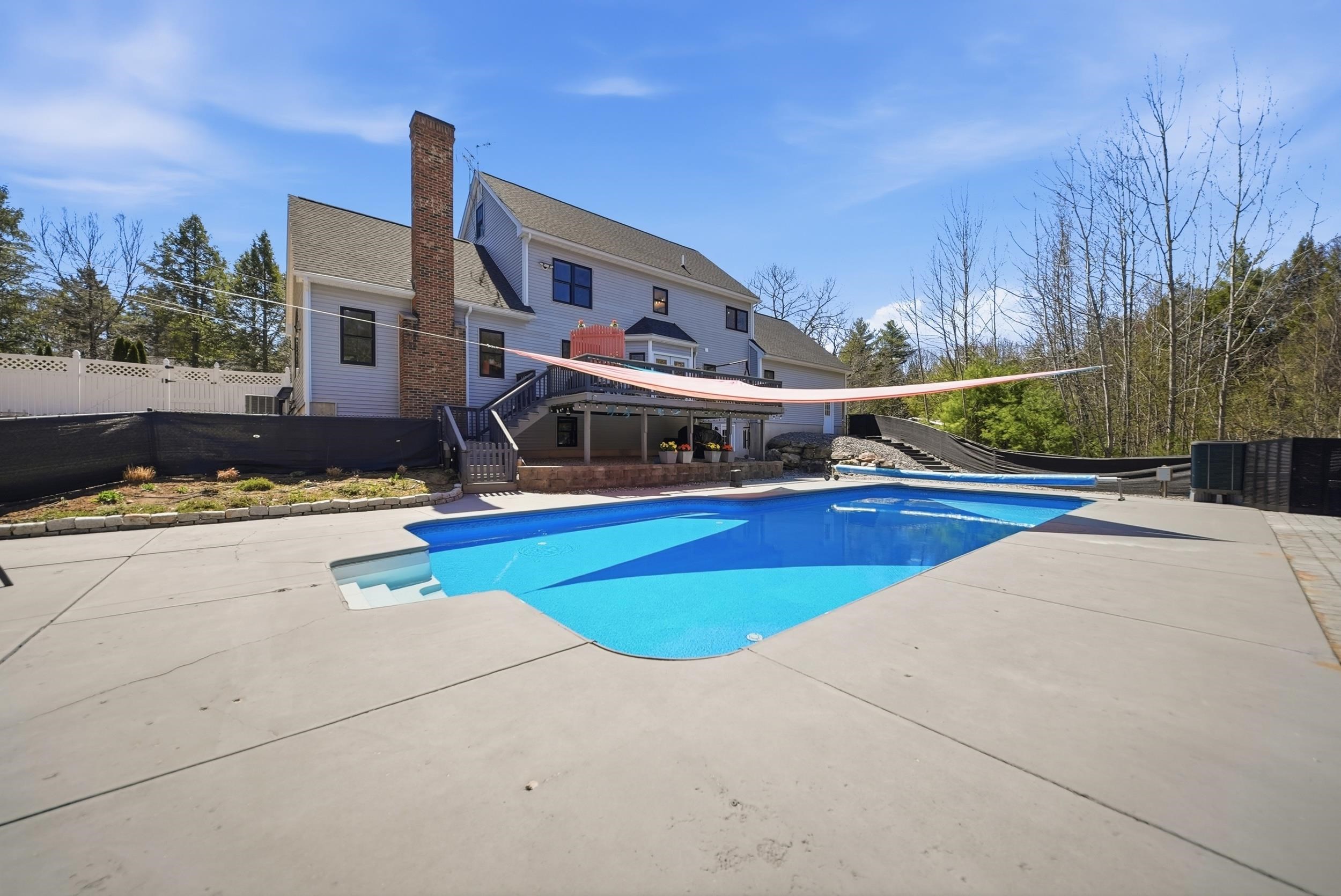 80 Karlin Rd, Fremont, NH 03044