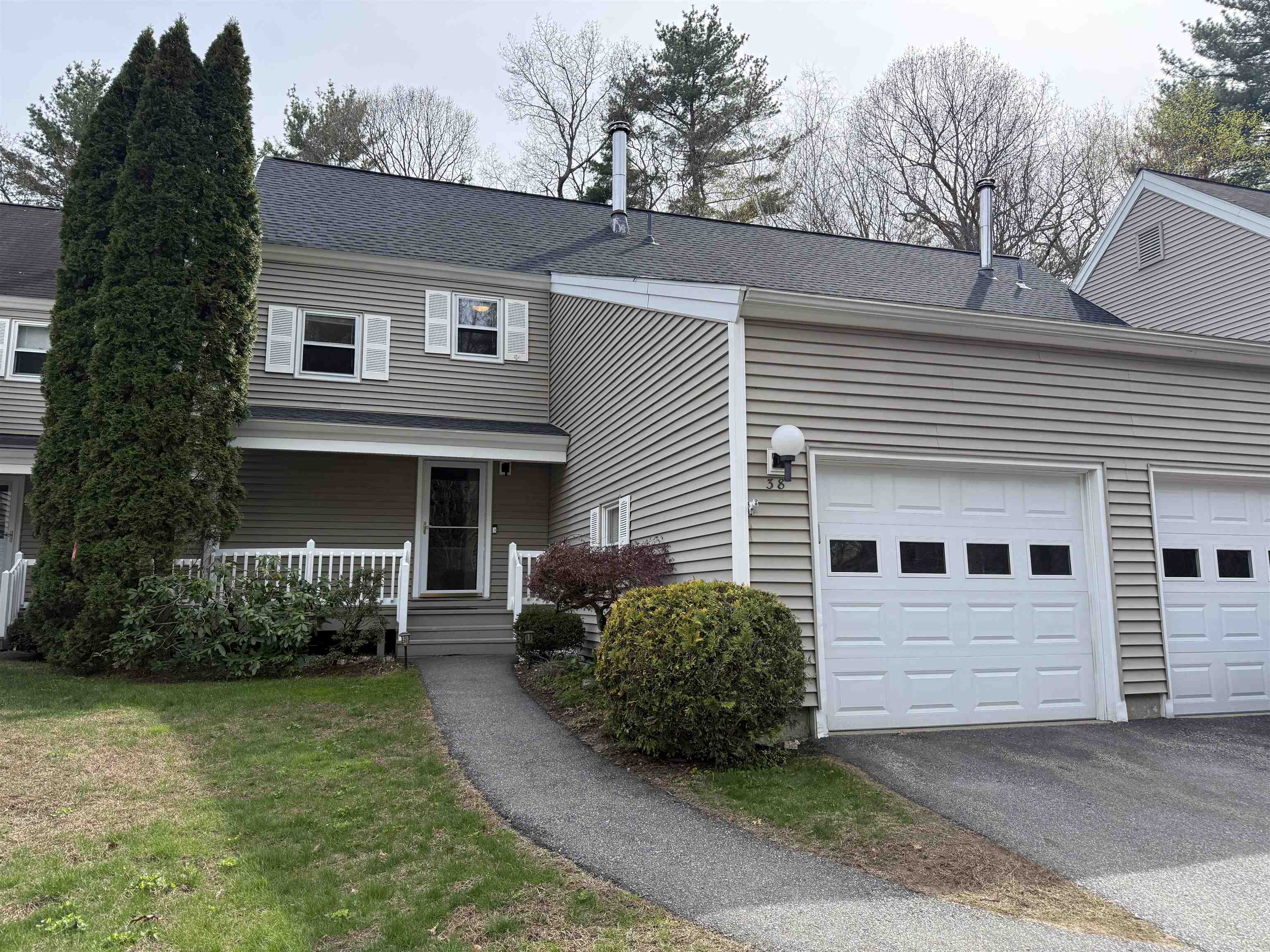 38 Winterwood Dr, Londonderry, NH 03053