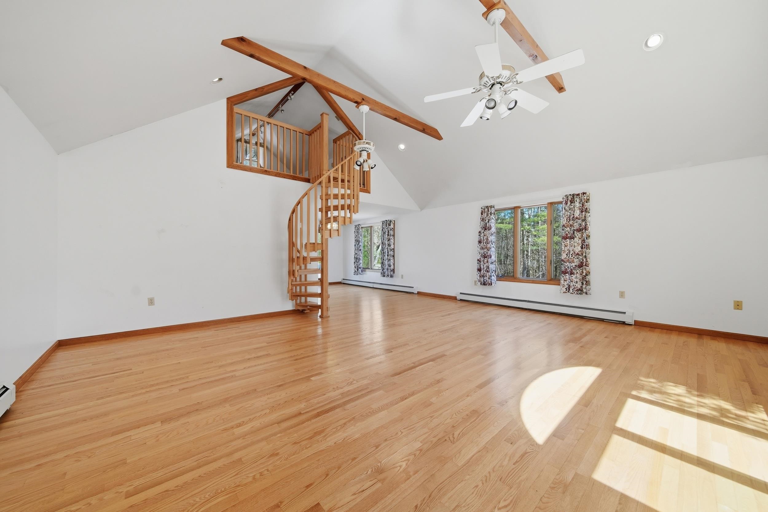 160 Copp Dr, Fremont, NH 03044