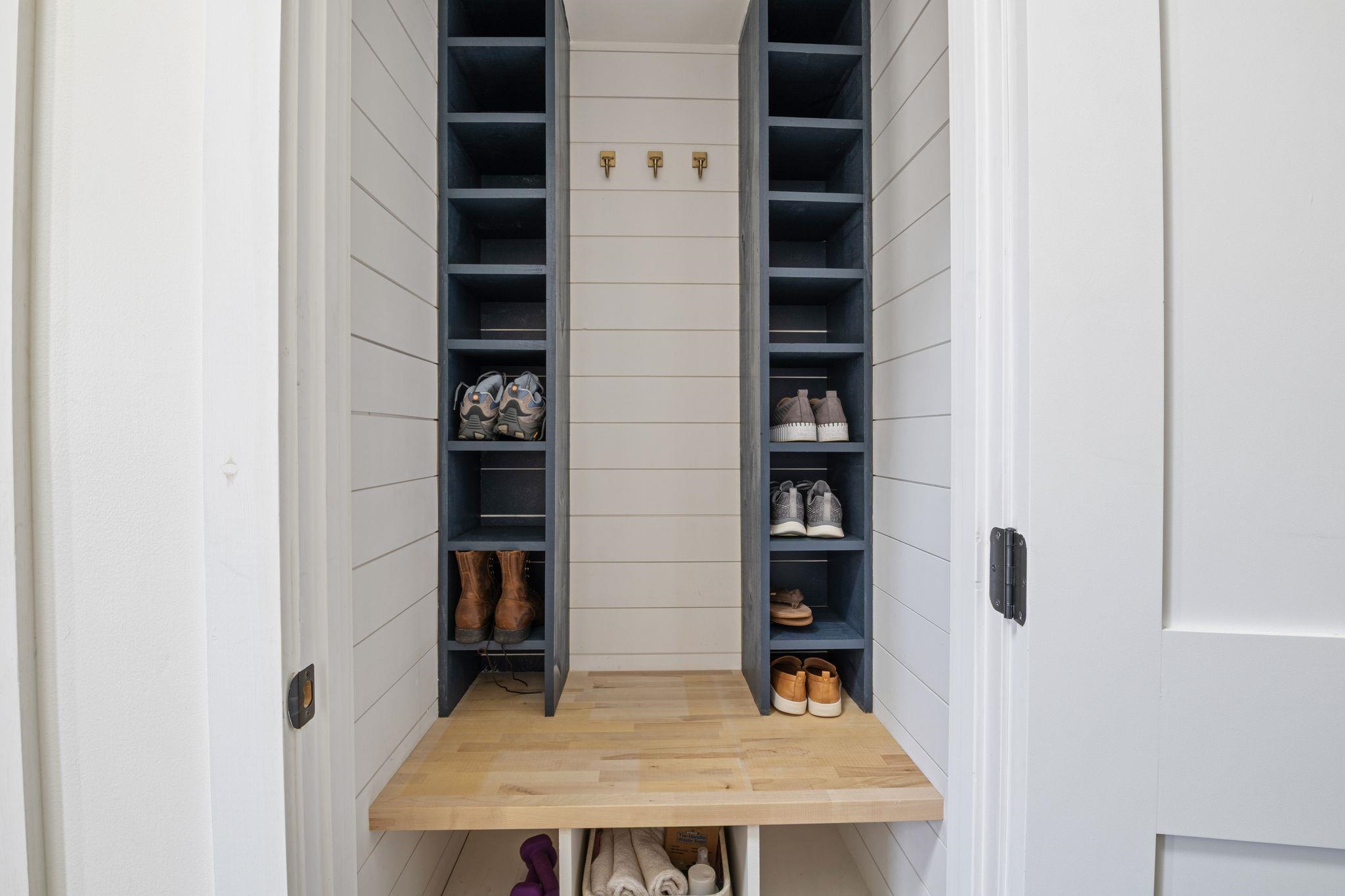 31 Tideview Dr, Dover, NH 03820