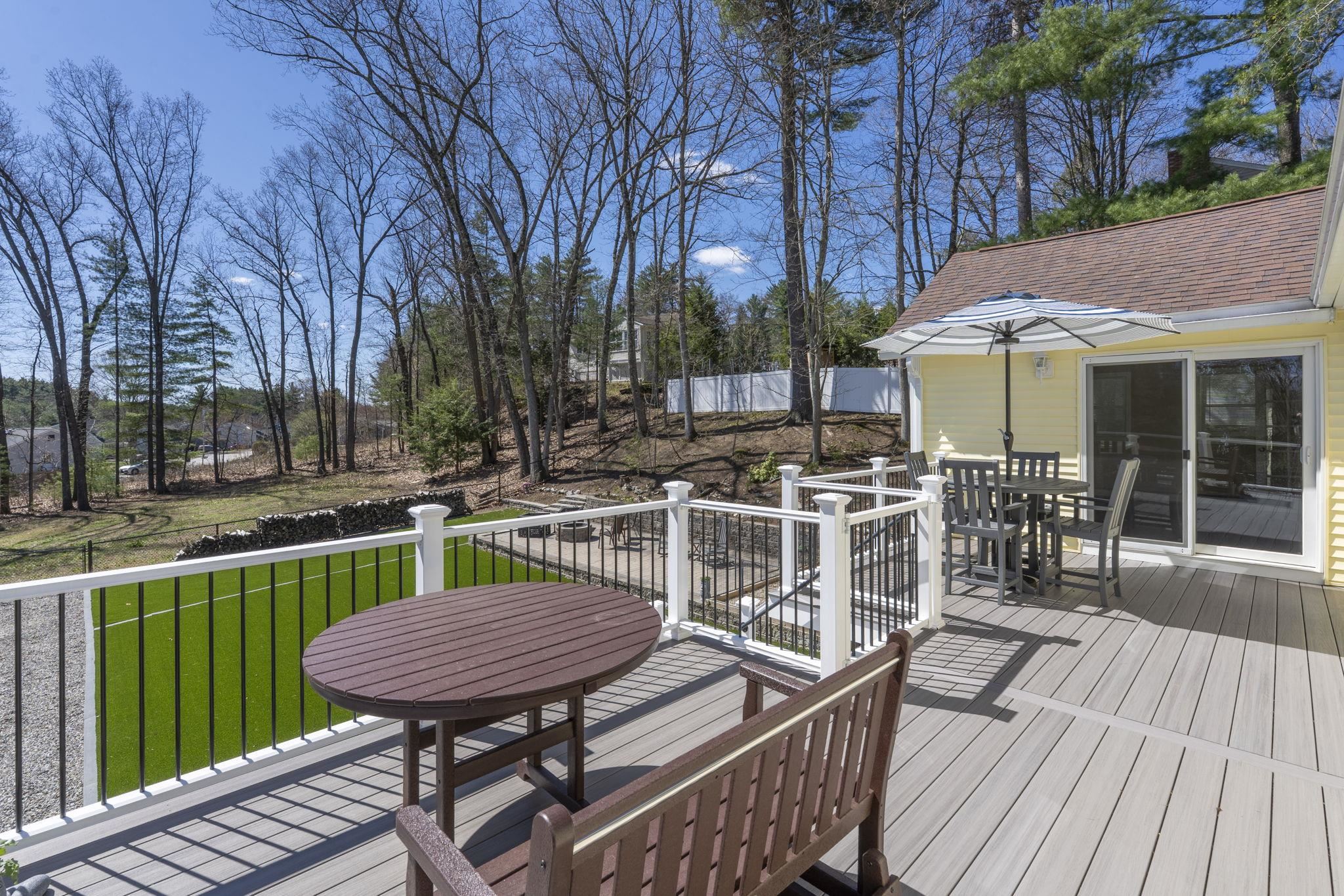 45 Damon Ave, Nashua, NH 03064