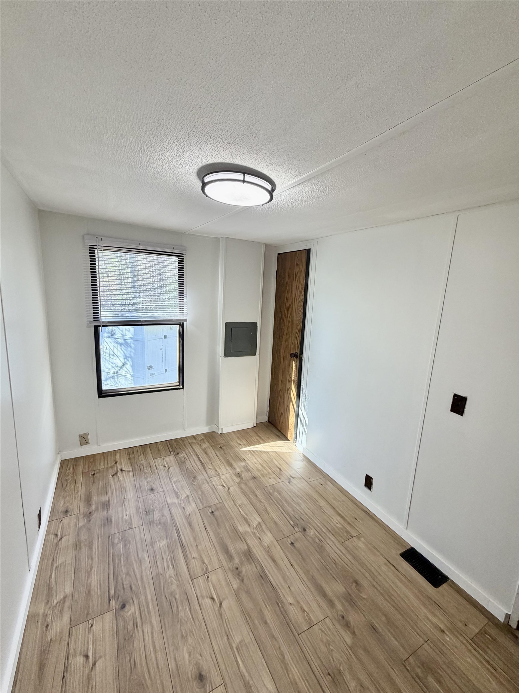 862 Mayhew Turnpike #13, Bridgewater, NH 03222