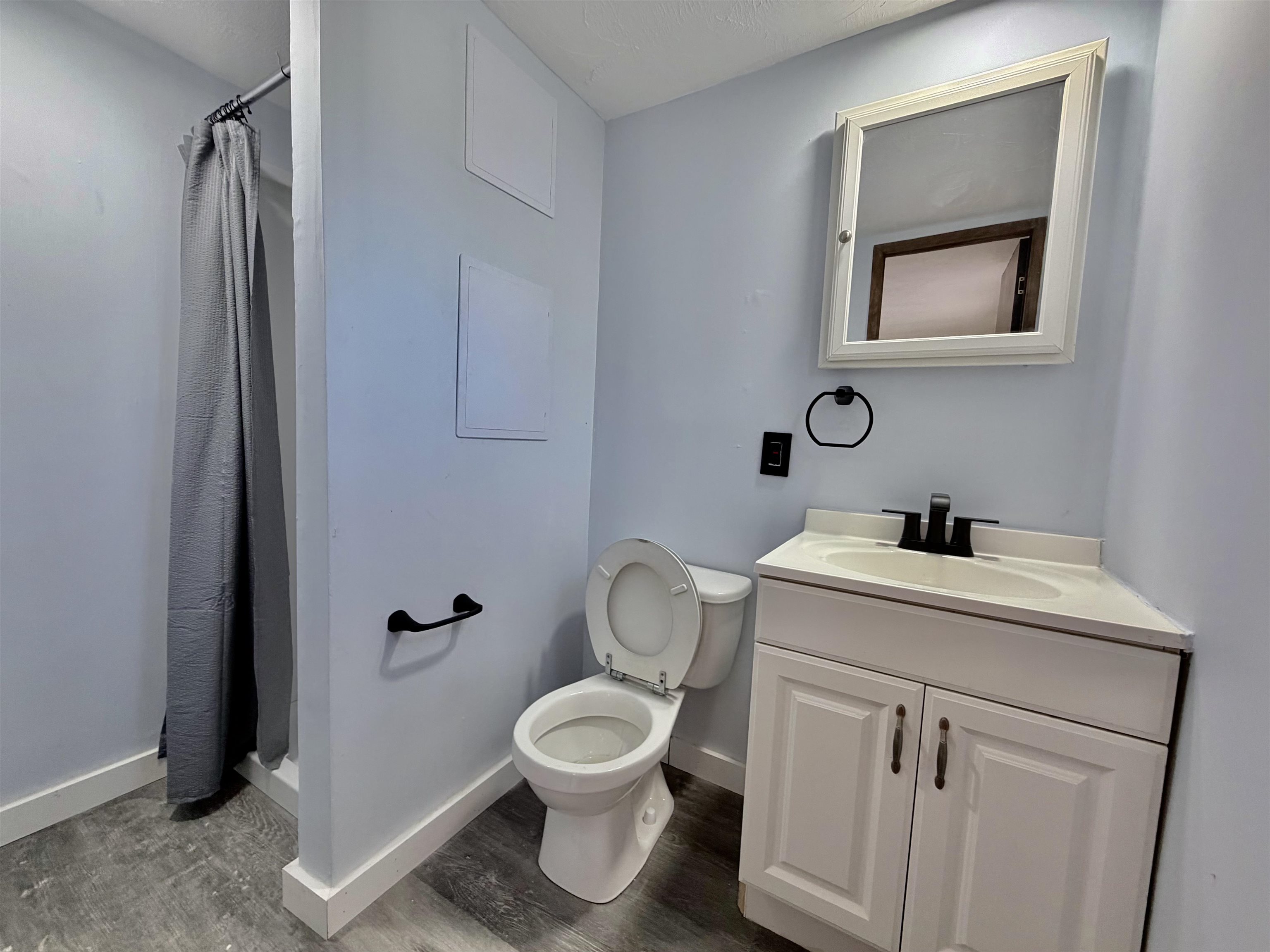 3/4 Bathroom Attached to Bedroom