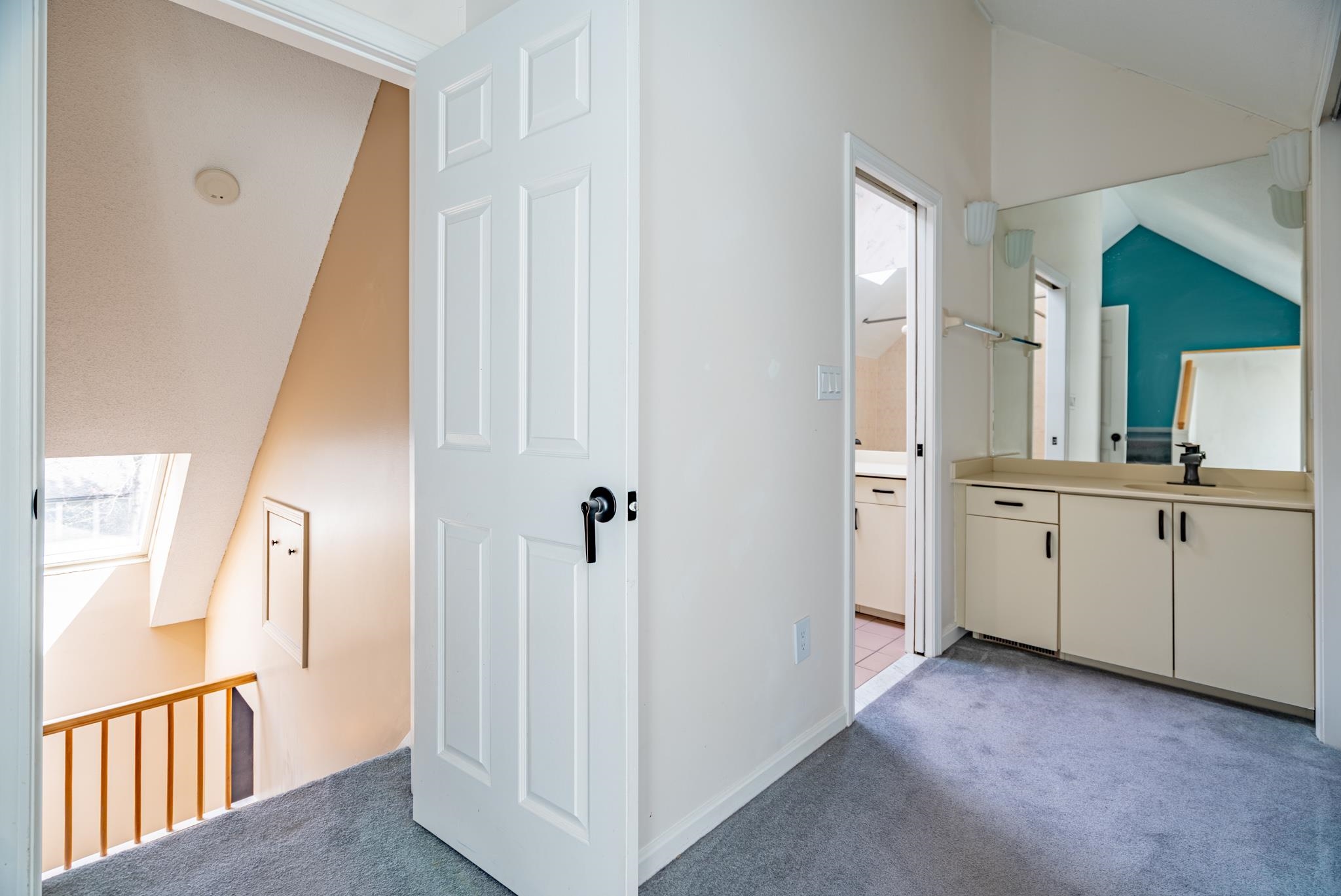 23 Goldfinch Ln #U-89, Nashua, NH 03062