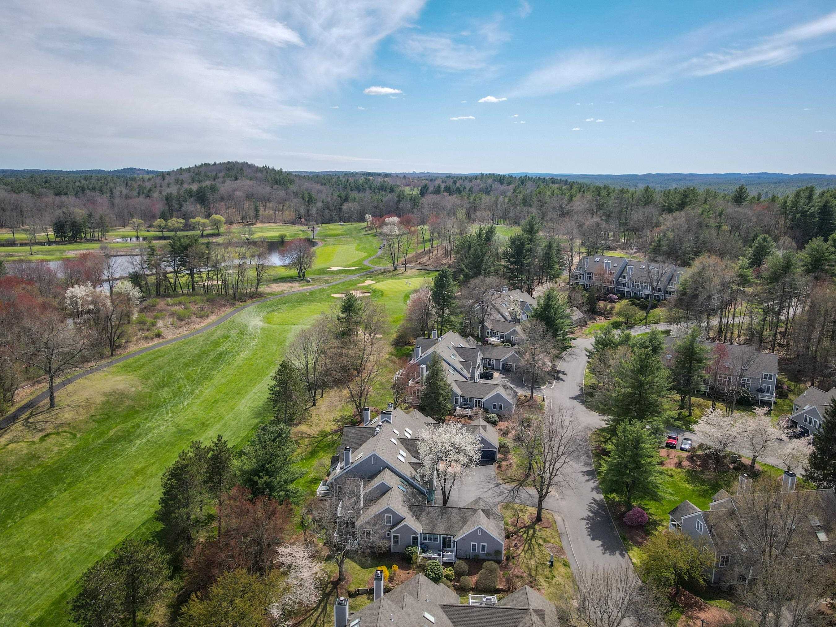 23 Goldfinch Ln #U-89, Nashua, NH 03062