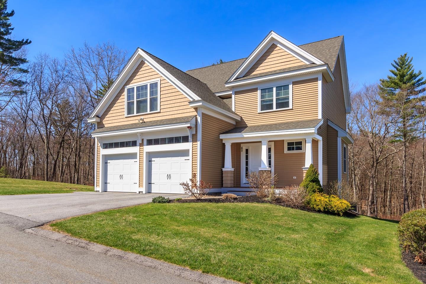 65 Wild Pasture Ln, Atkinson, NH 03811