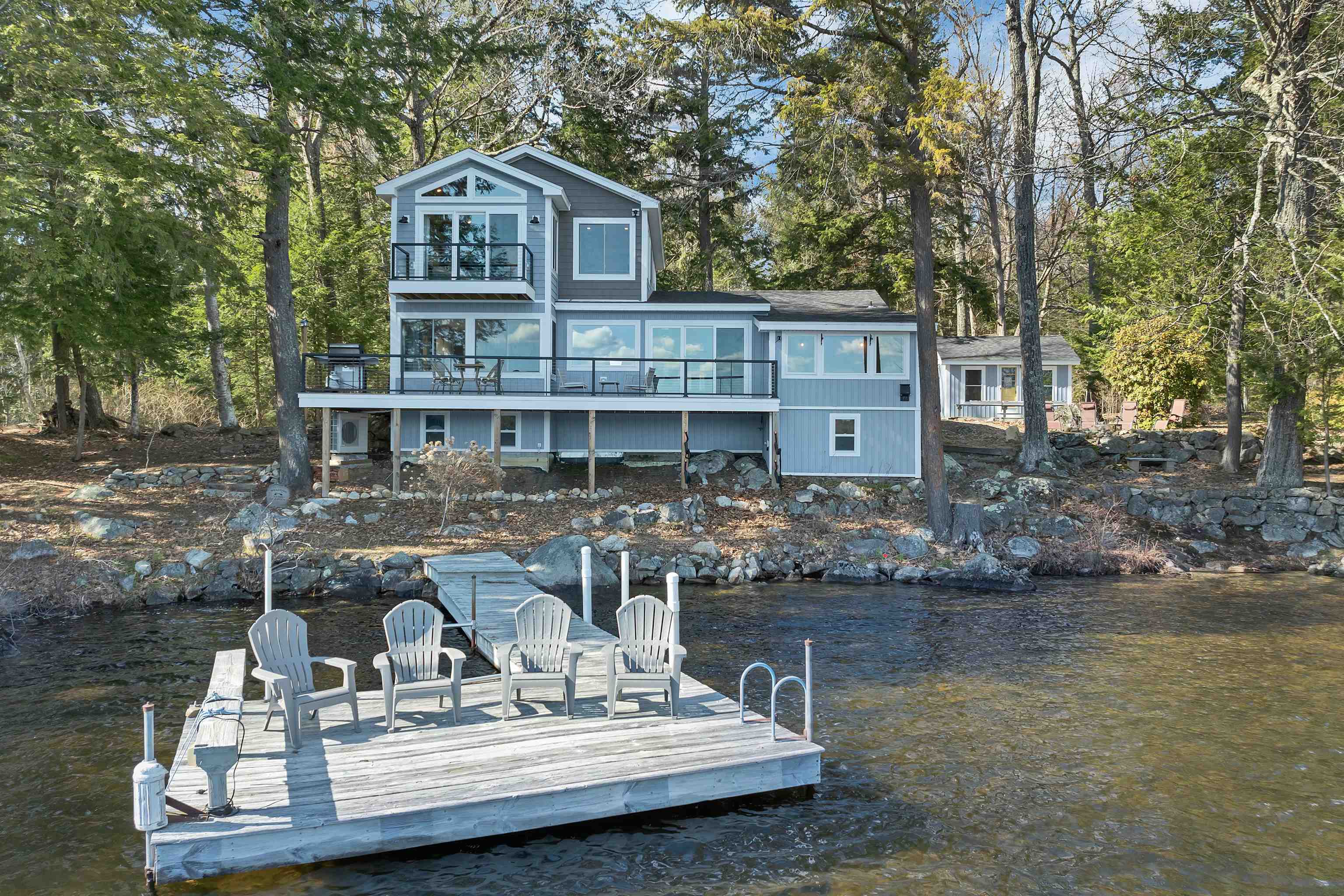 5 Fir Tree Ln, Moultonborough, NH 03254