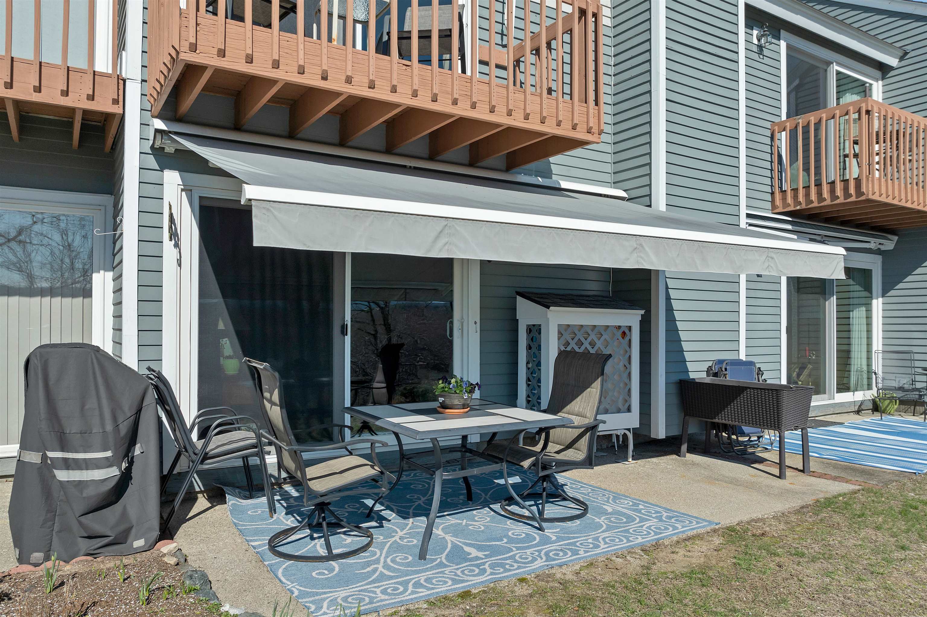 24 Circle Dr, Ashland, NH 03217