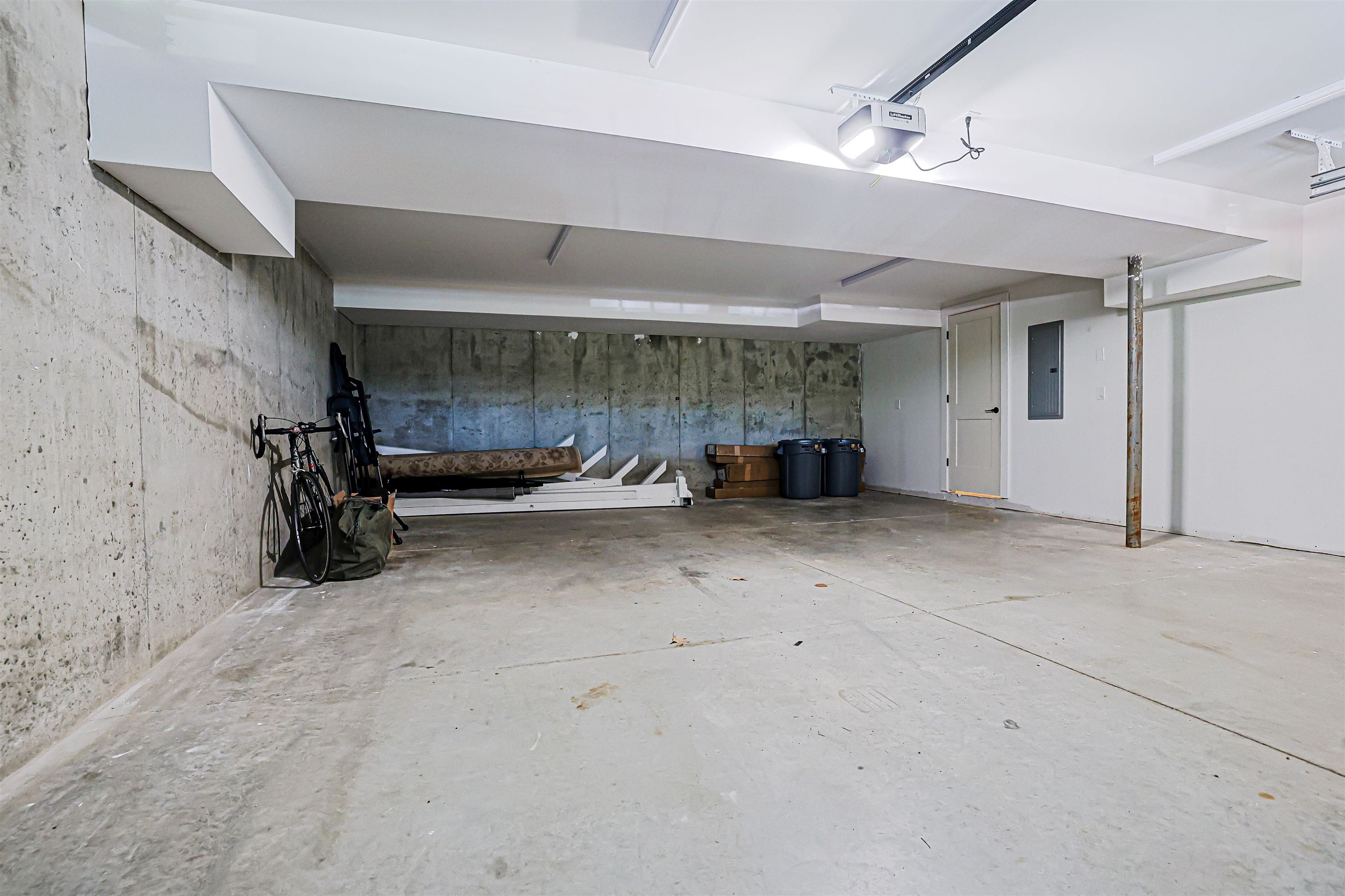 1239 Center St, Wolfeboro, NH 03894